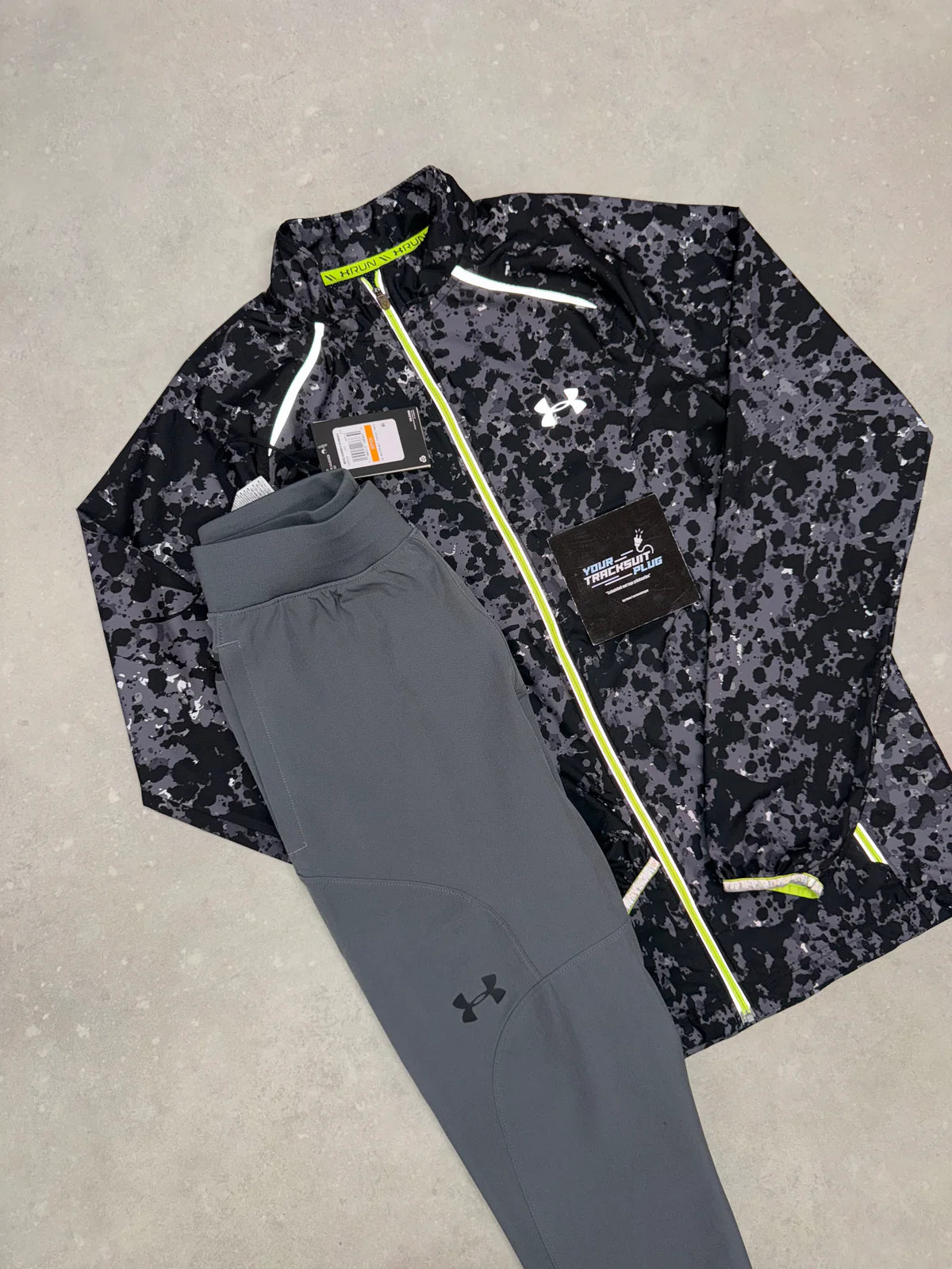 UNDER ARMOUR TRACKSUIT // VERY EXCLUSIVE