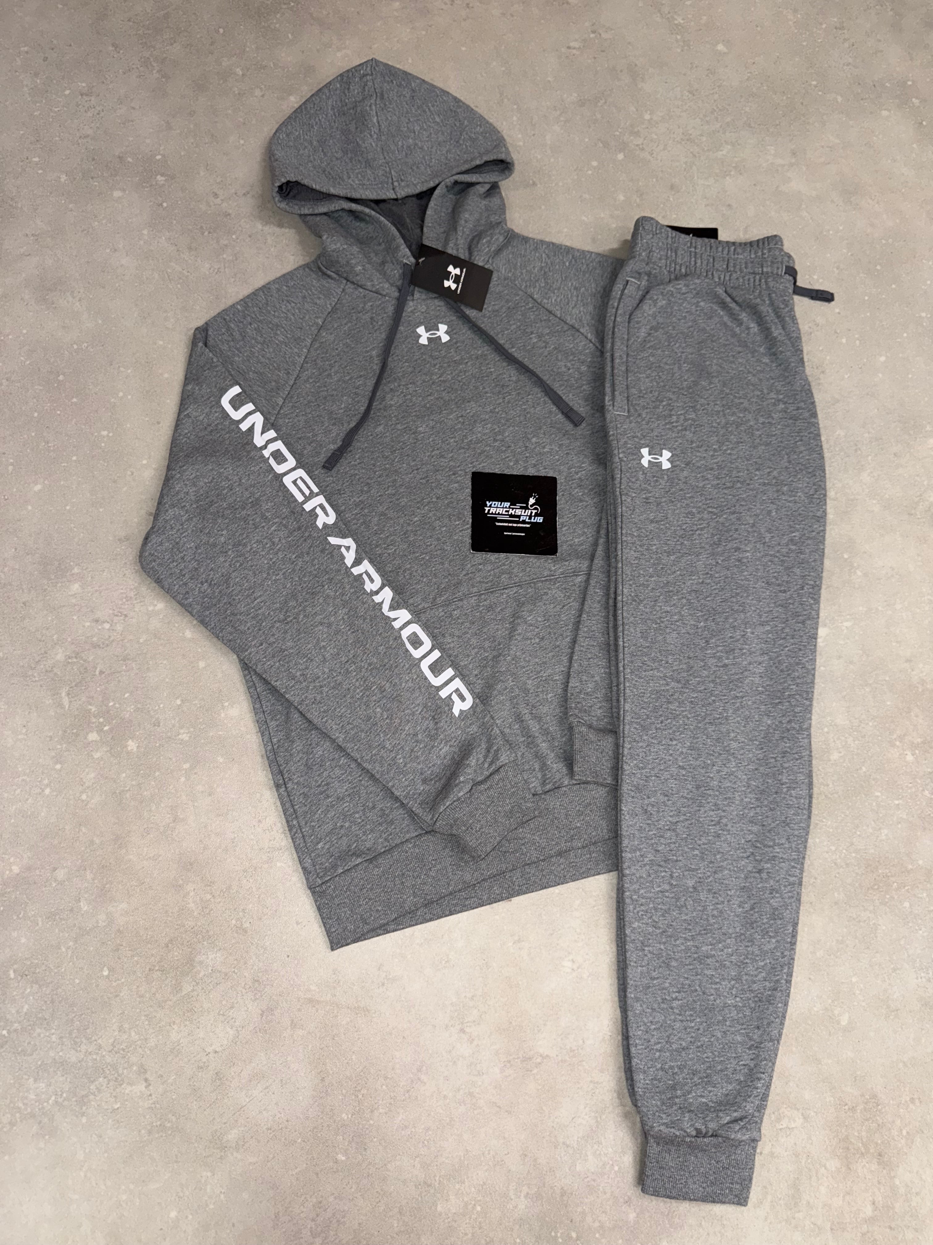 UNDER ARMOUR TRACKSUIT // LIMITED EDITION