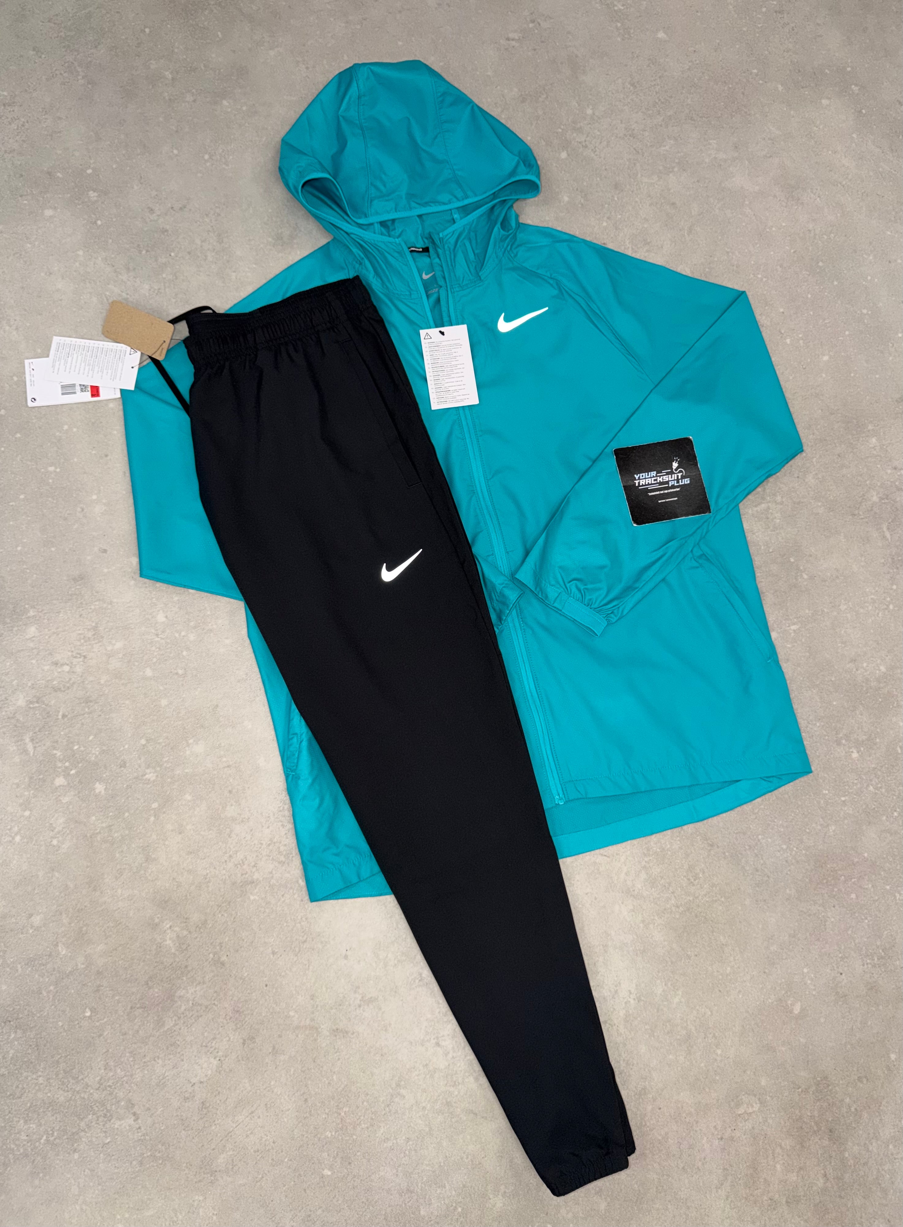 NIKE TRACKSUIT // LIMITED EDITION