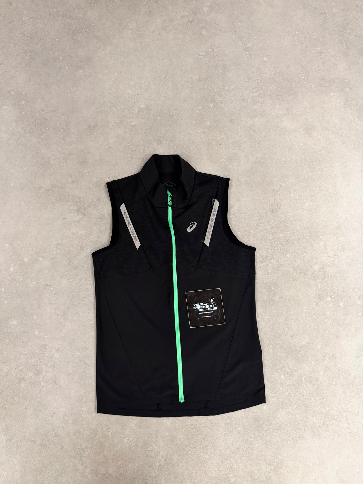 ASICS LITE SHOW BODYWARMER // VERY VERY EXCLUSIVE