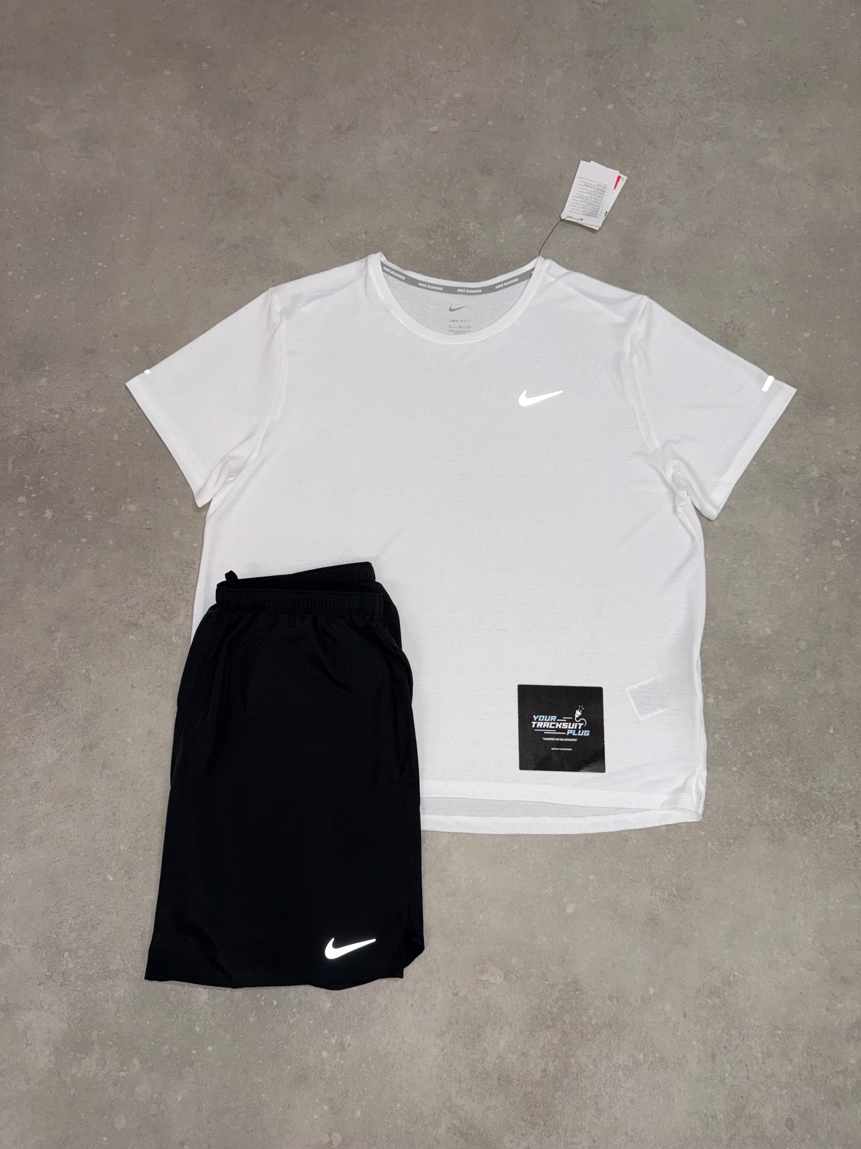 NIKE ZOMER SET // BLACK & WHITE