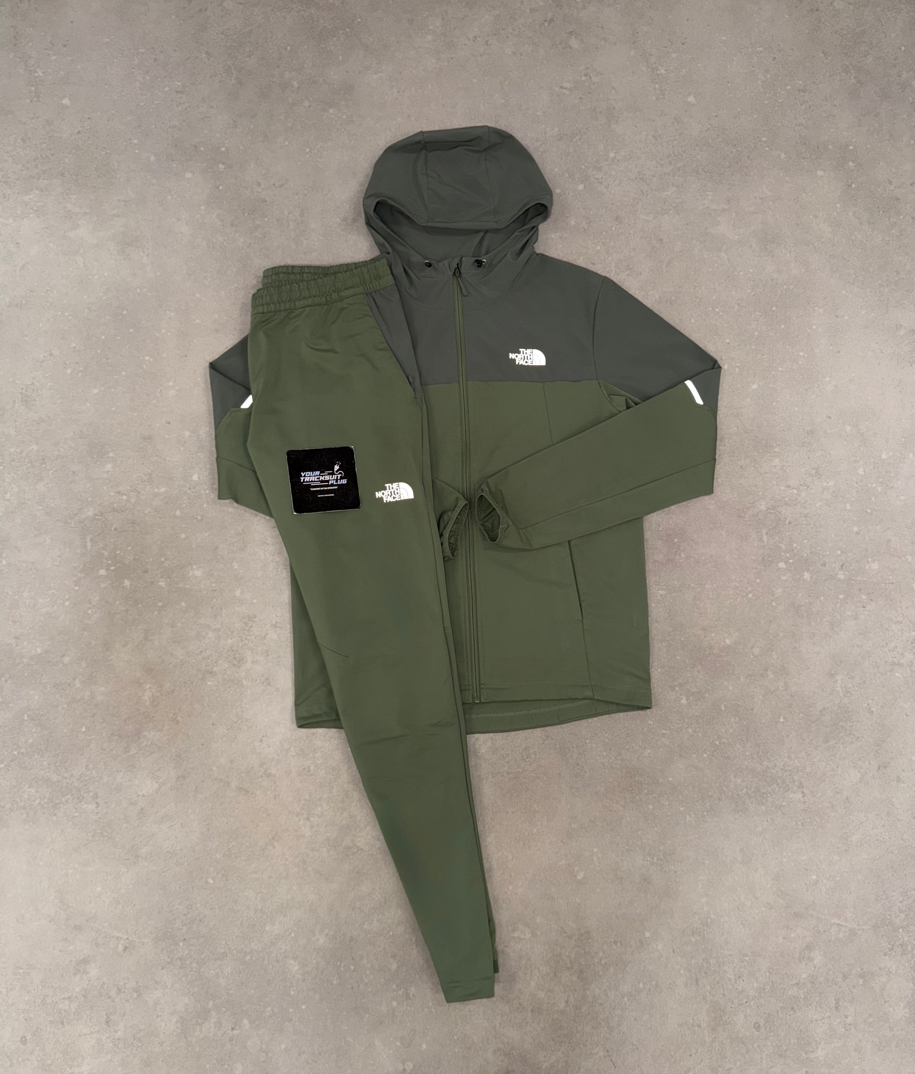 NORTH FACE TRACKSUIT GREEN // THE LATEST