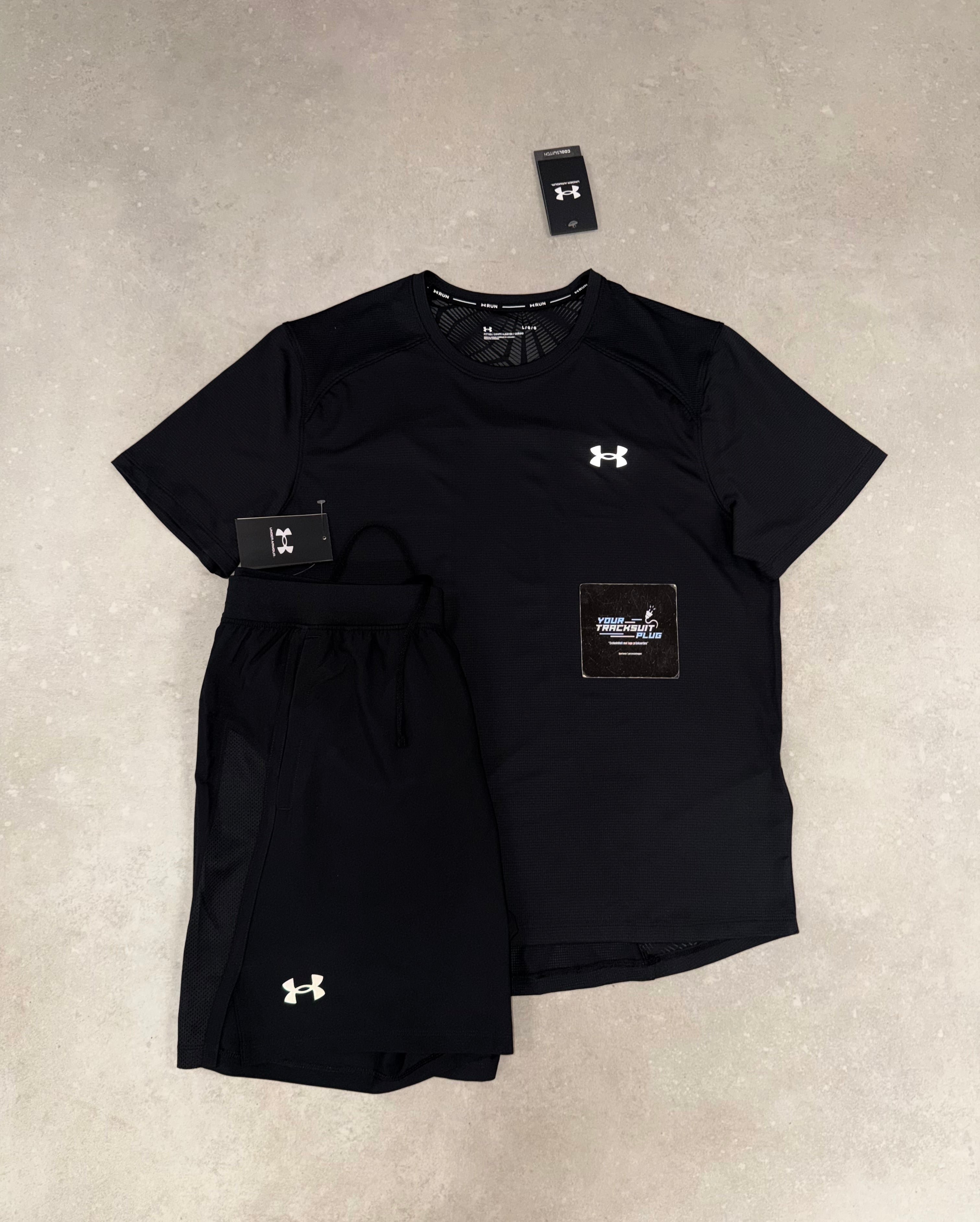 UNDER ARMOUR BLACK // SUMMER SET