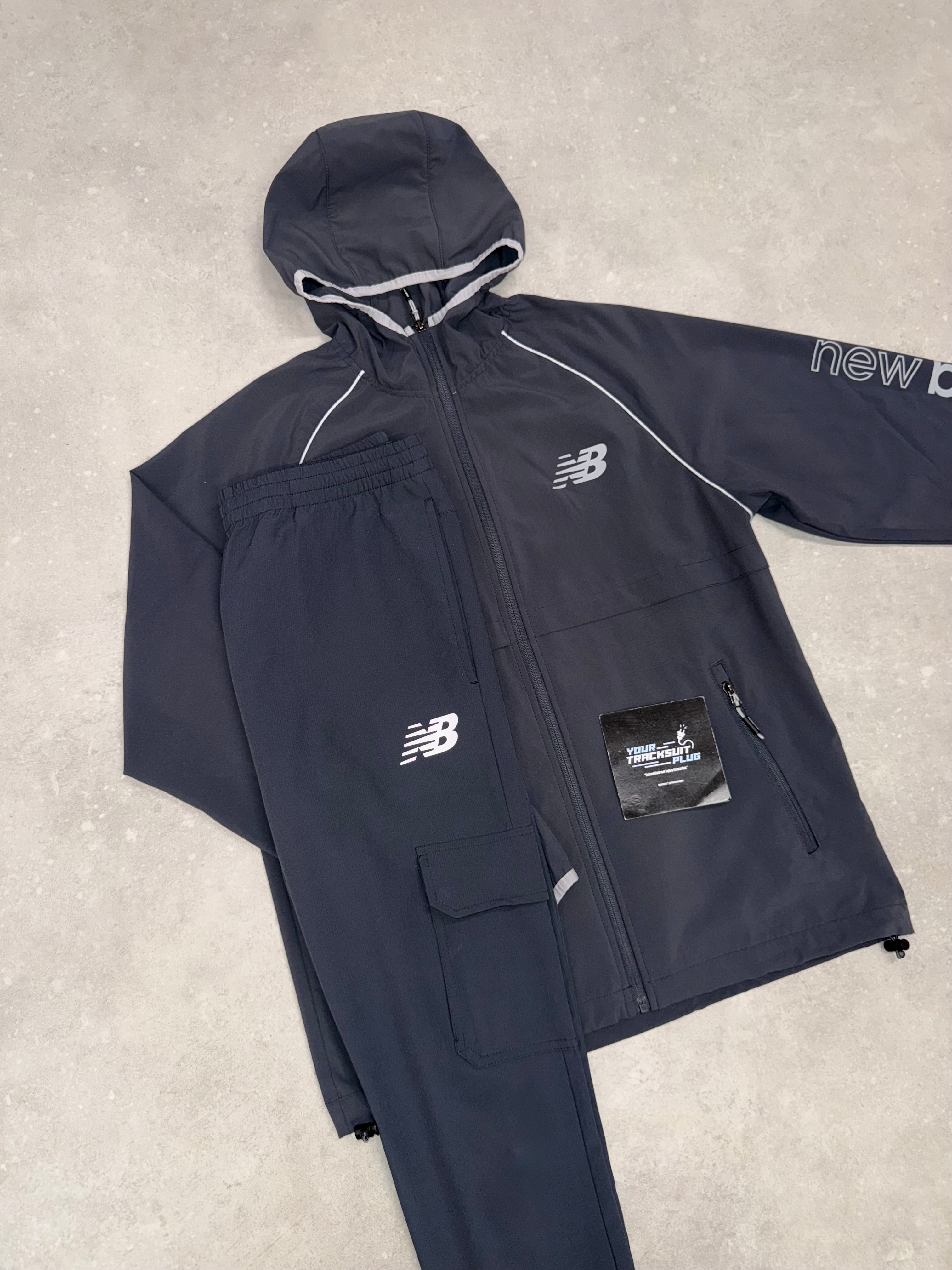 NEW BALANCE TRACKSUIT // LIMITED EDITION