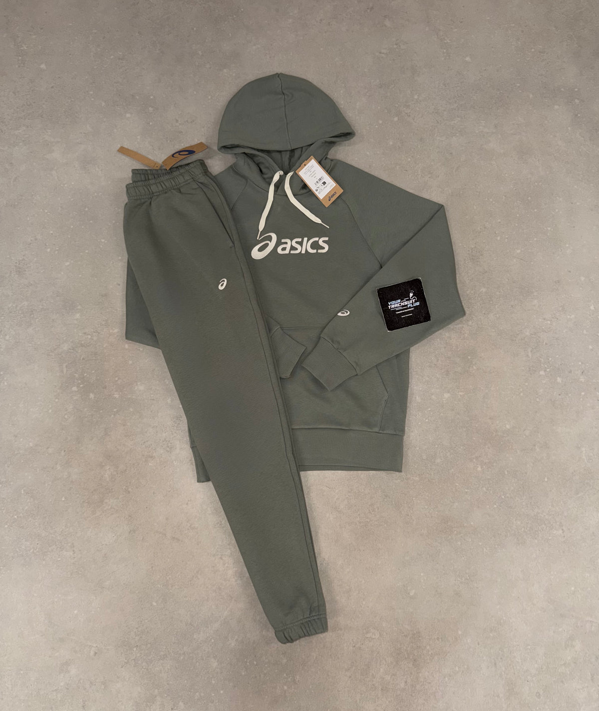 ASICS GREEN HOODY TRACKSUIT // THE LATEST