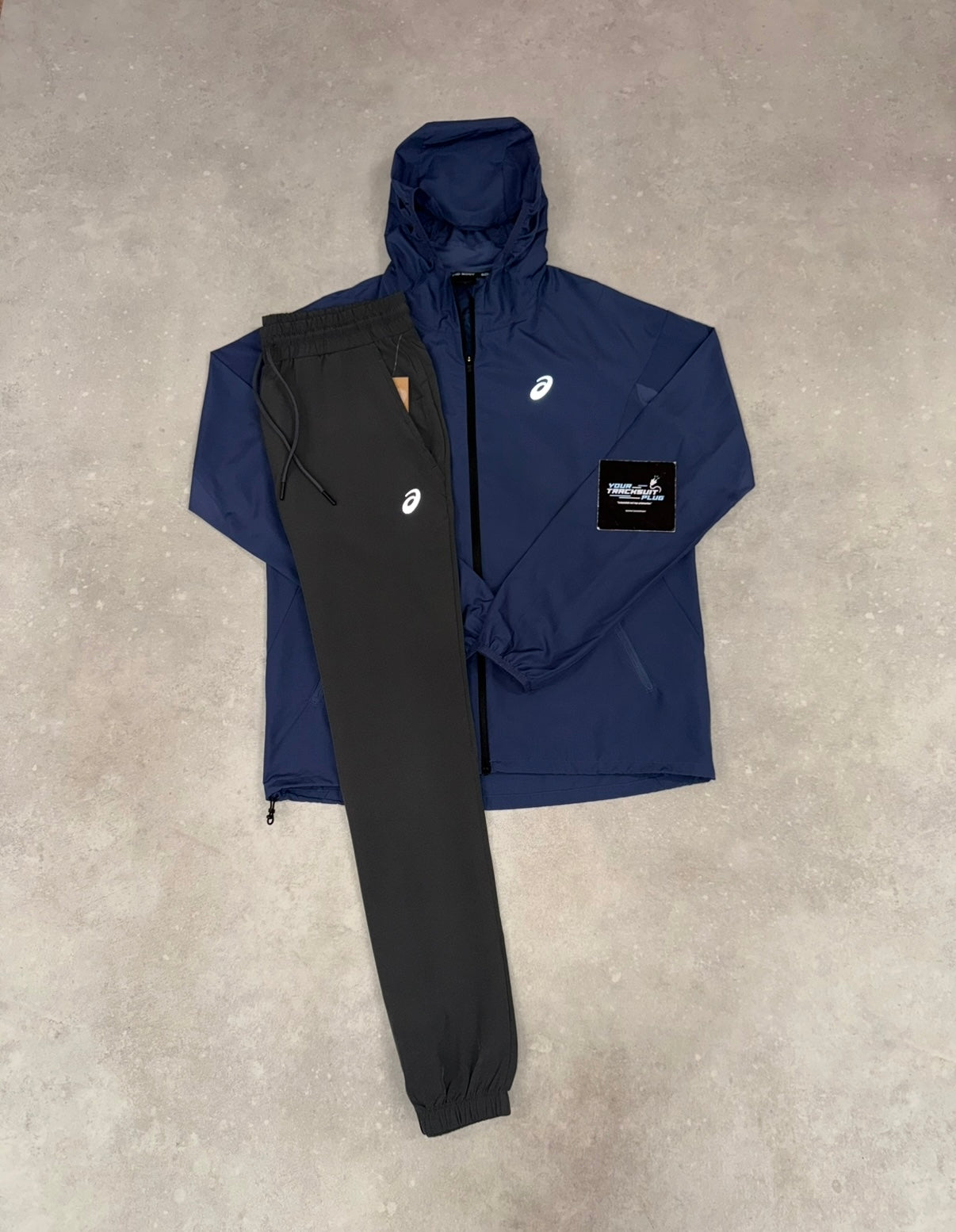 ASICS TRACKSUIT  // VERY EXCLUSIVE
