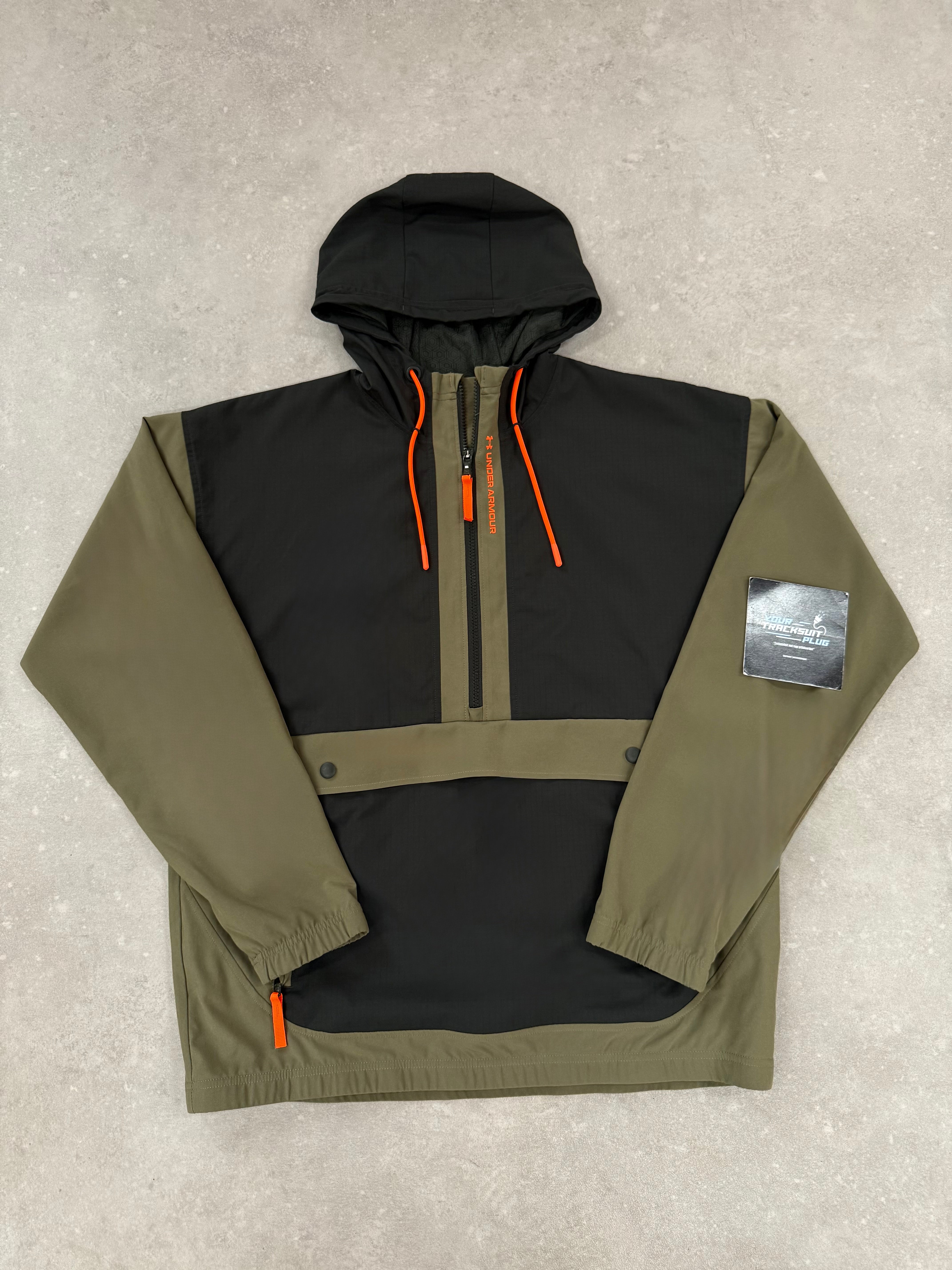 UNDER ARMOUR TRACKSUIT // VERY VERY EXCLUSIVE