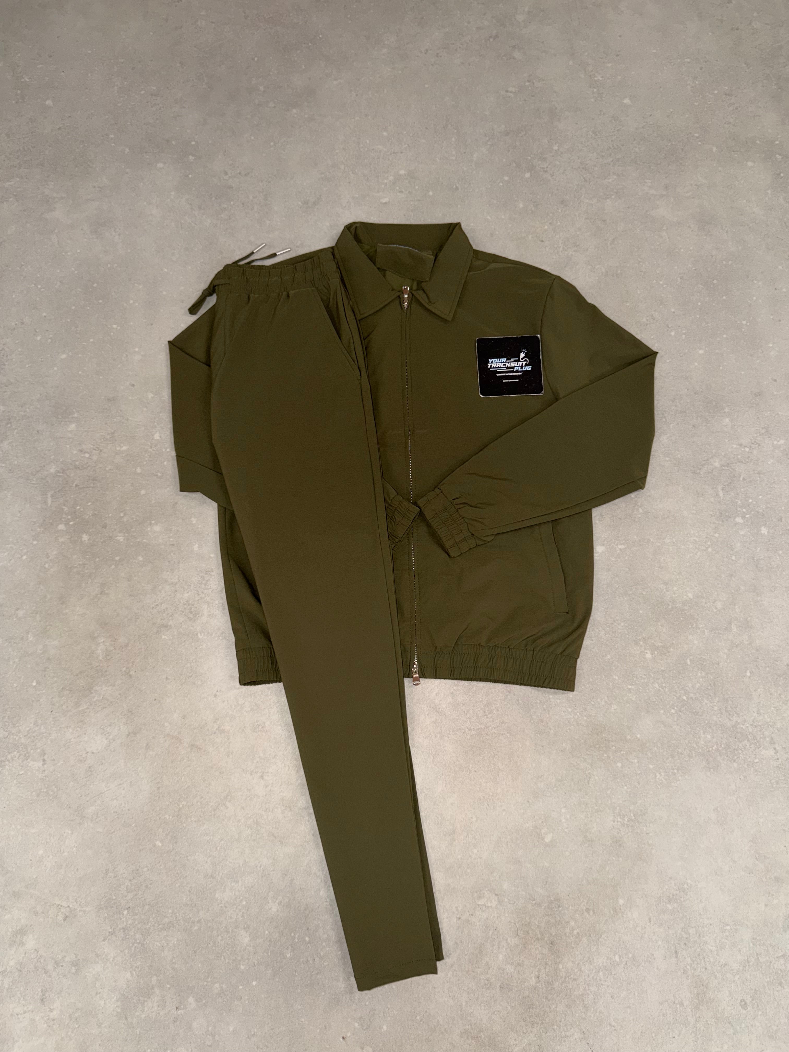 GREEN TECH SUIT // PREMIUM