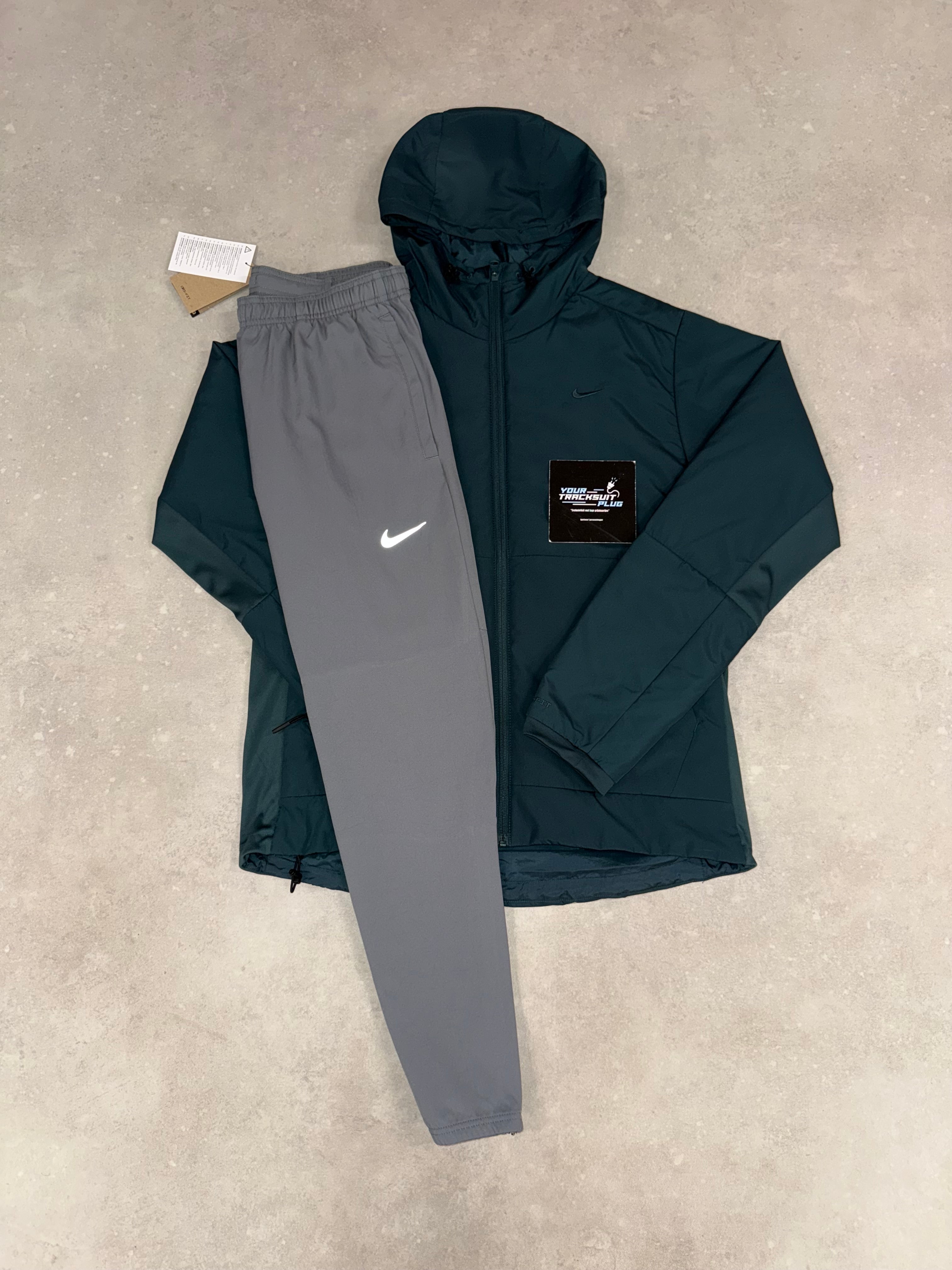 NIKE TRACKSUIT // LIMITED EDITION