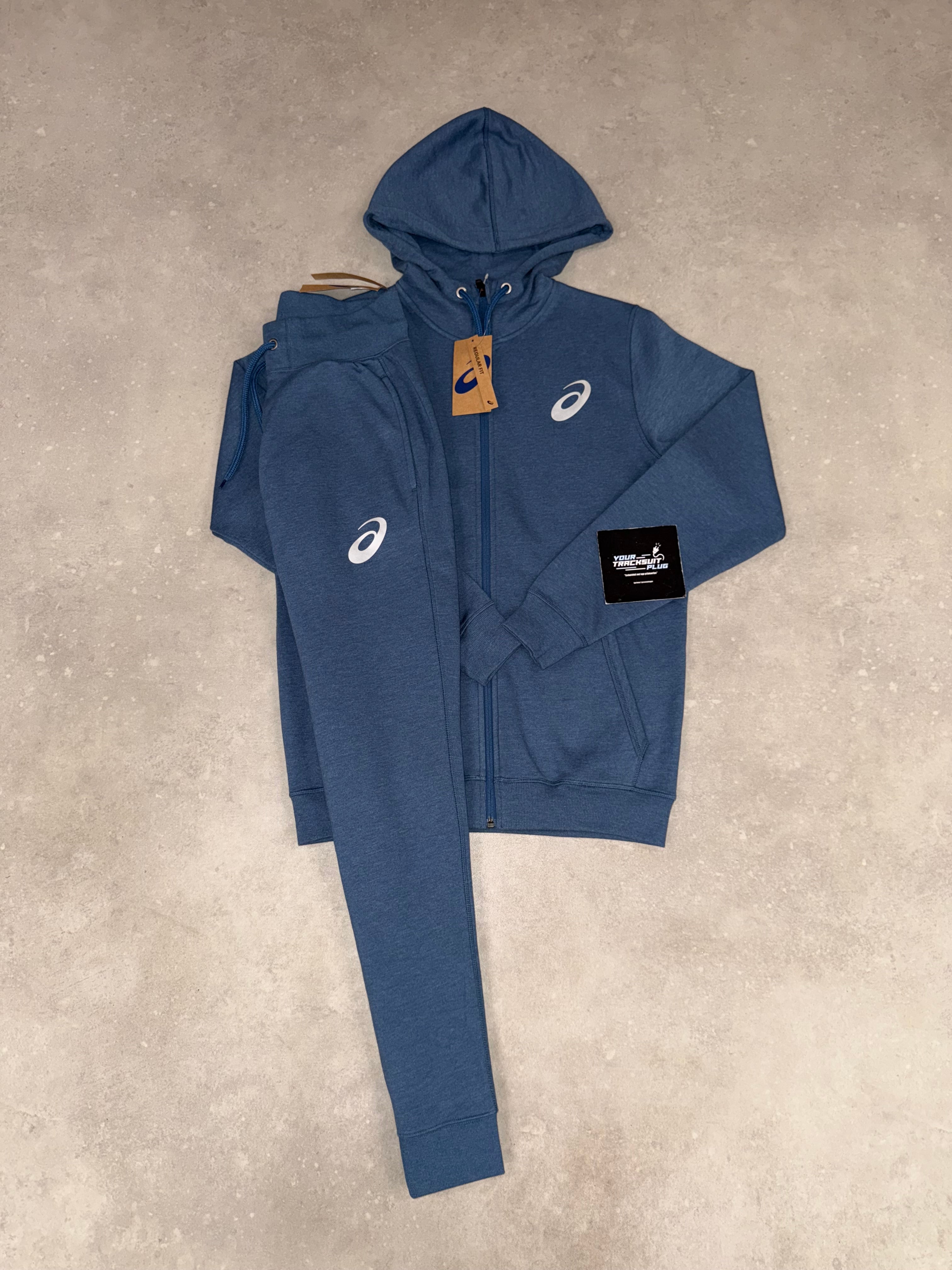 ASICS TRACKSUIT // VERY EXCLUSIVE