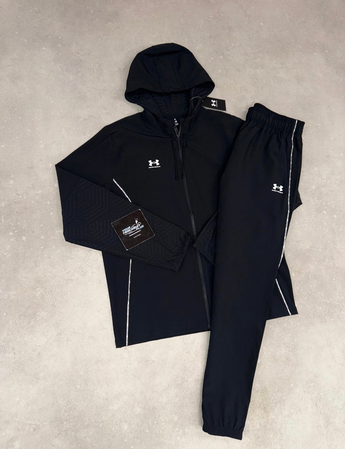 UNDER ARMOUR BLACK & WHITE TRACKSUIT