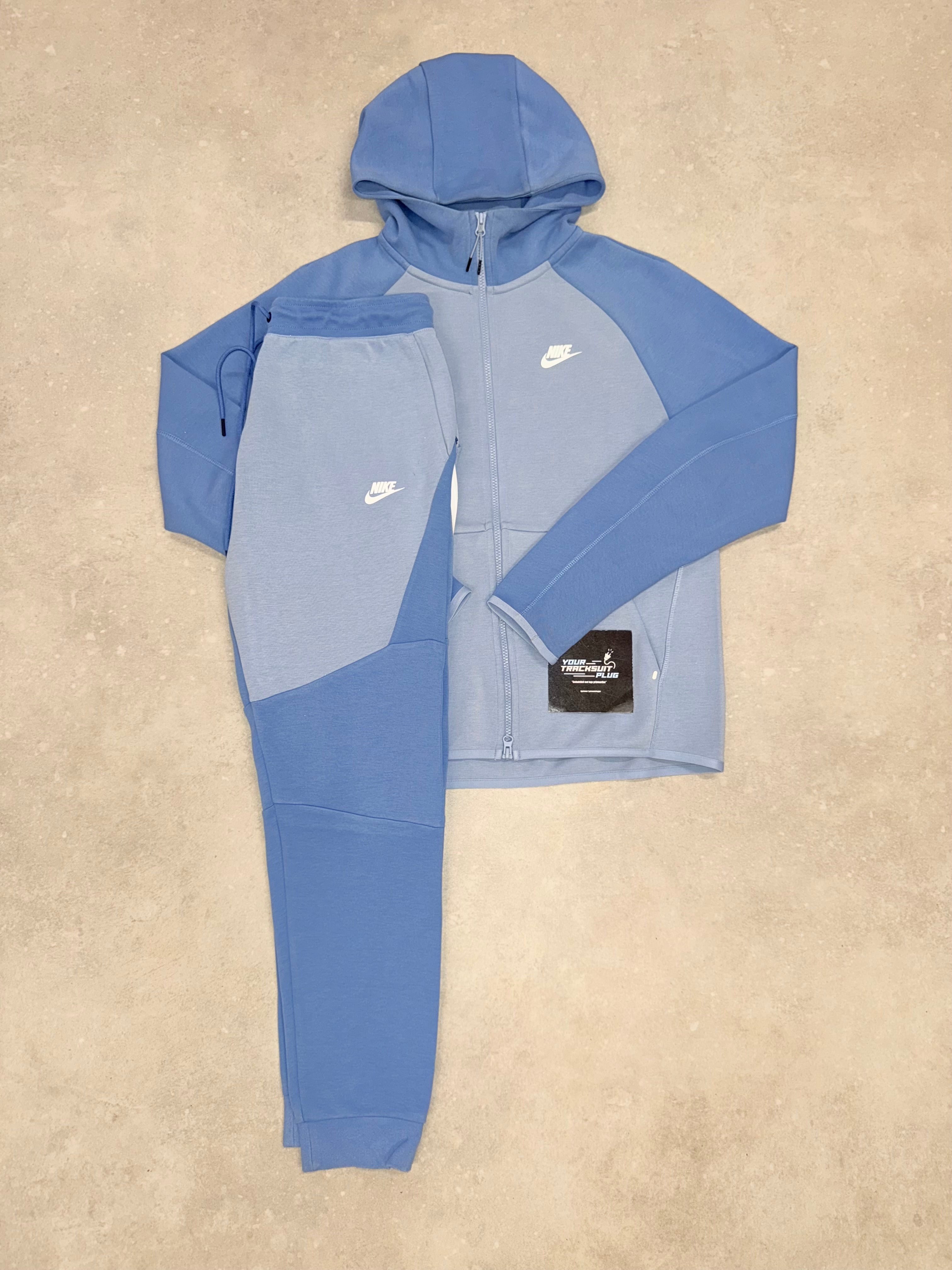 NIKE TECH FLEECE OLD SEASON // VERY EXCLUSIVE