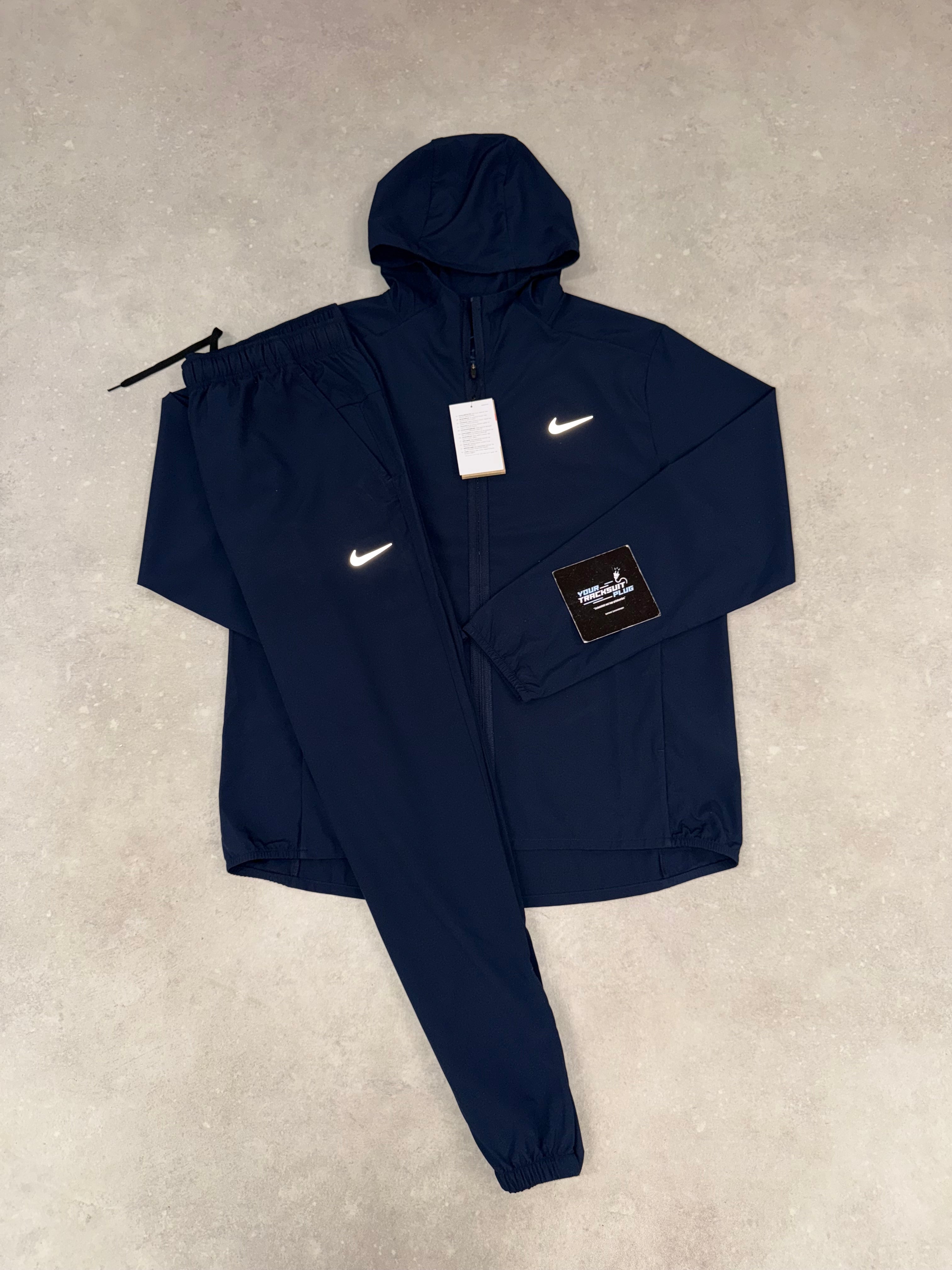 NIKE TRACKSUIT NAVY BLUE // THE LATEST