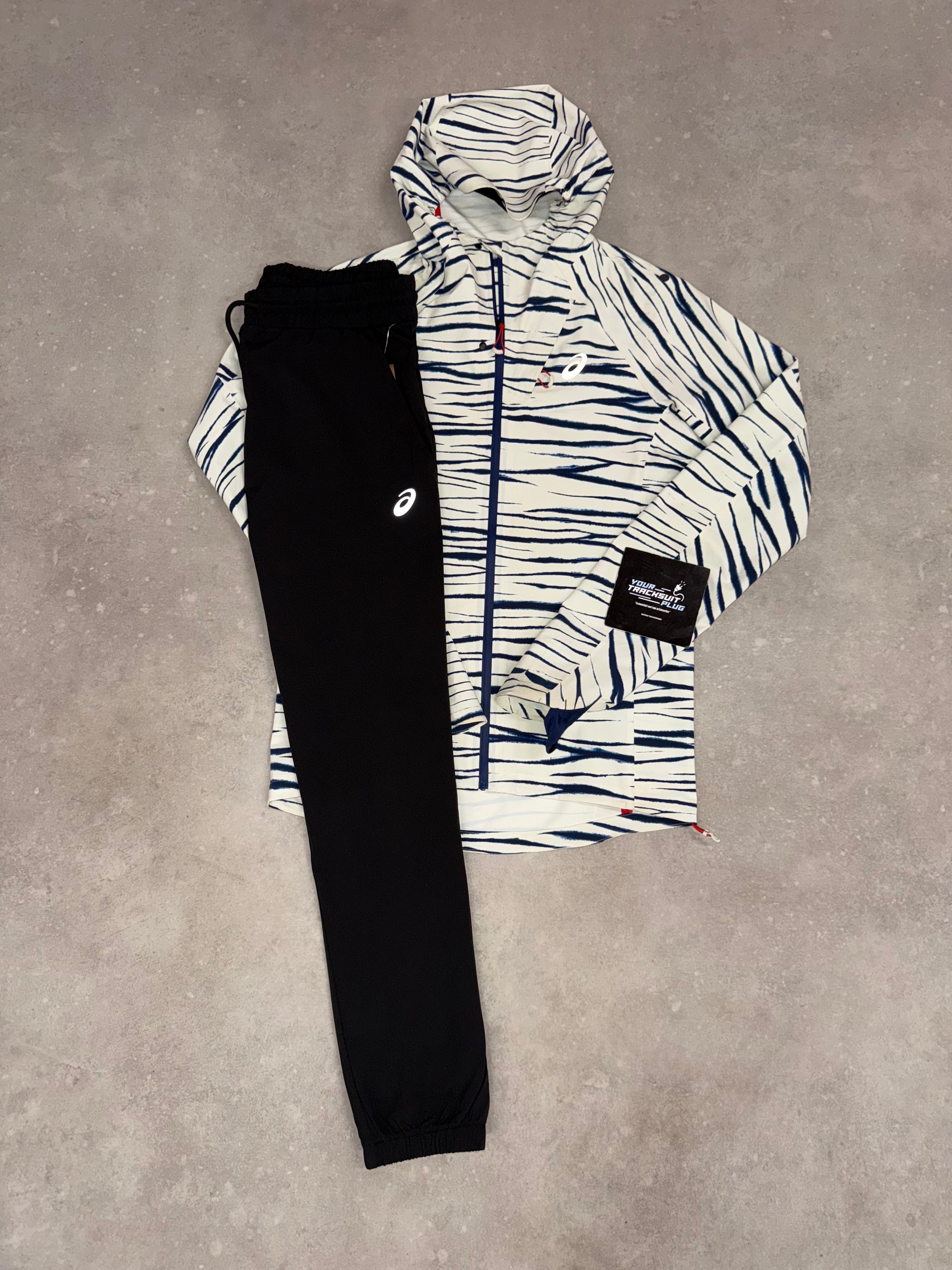 ASICS TRACKSUIT // VERY EXCLUSIVE