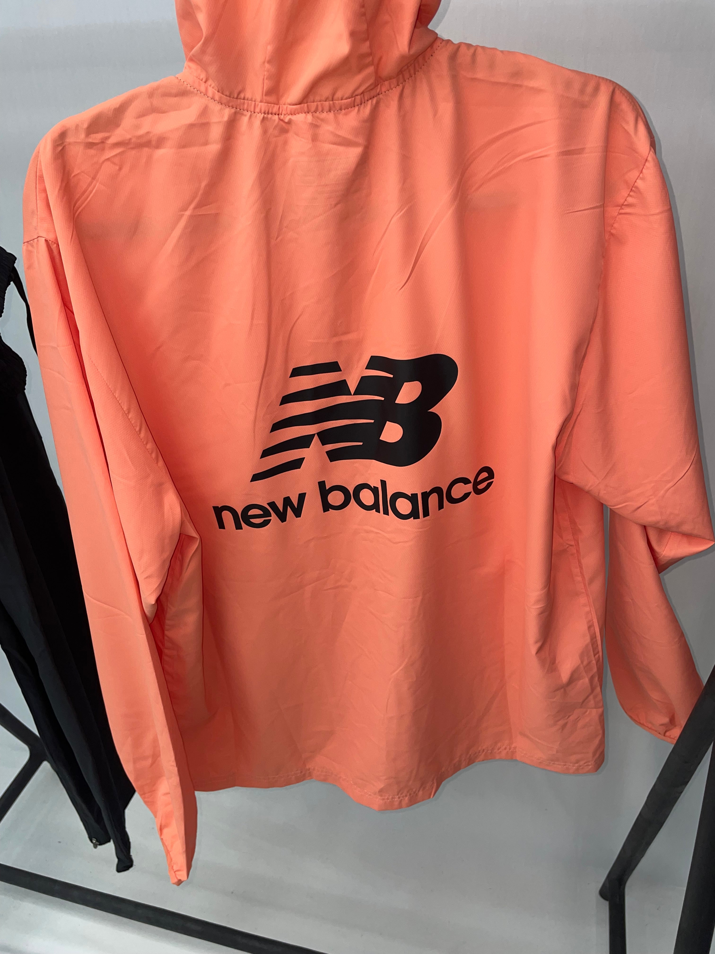 NEW BALANCE TRACKSUIT