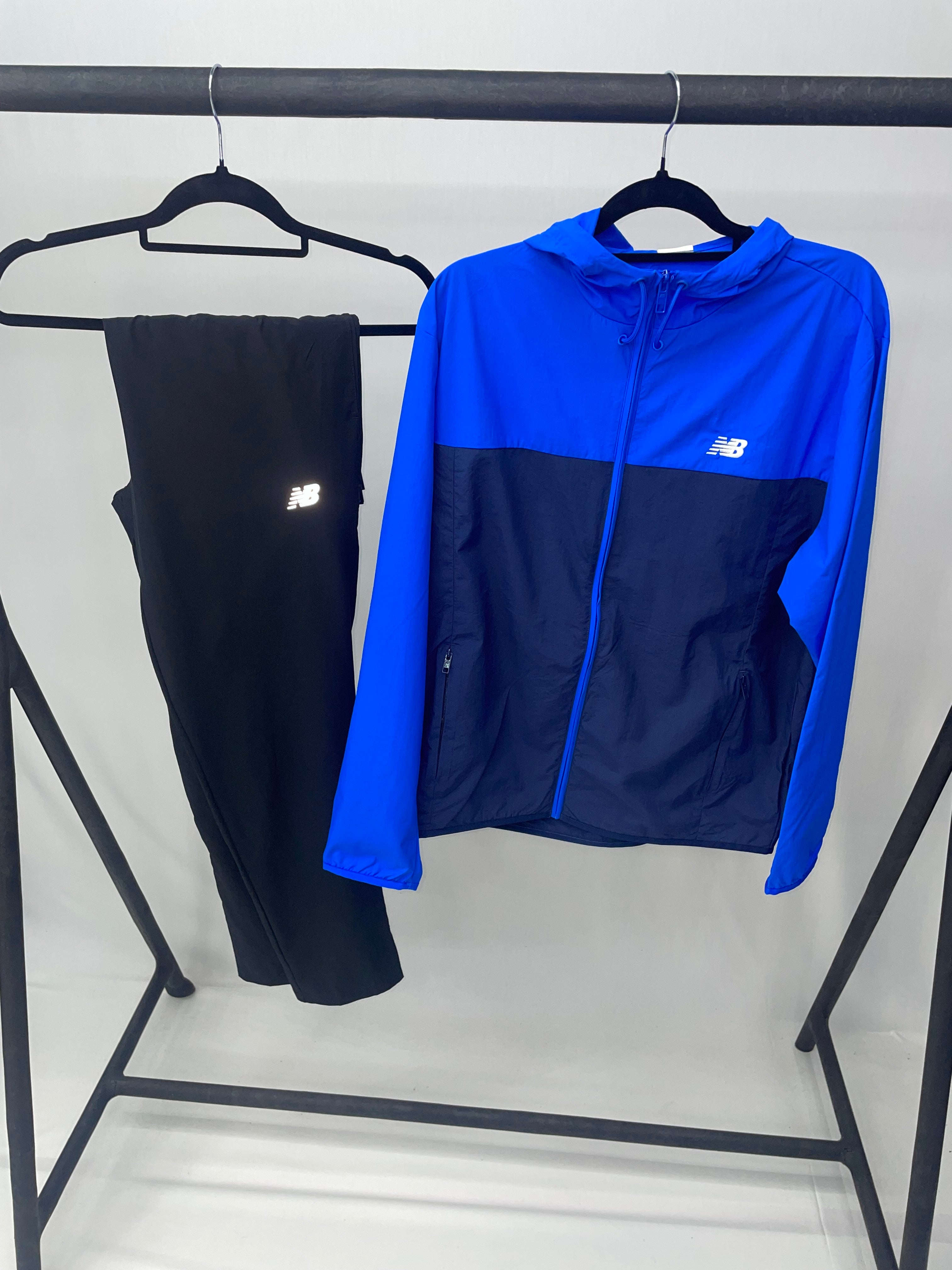 NEW BALANCE TRACKSUIT