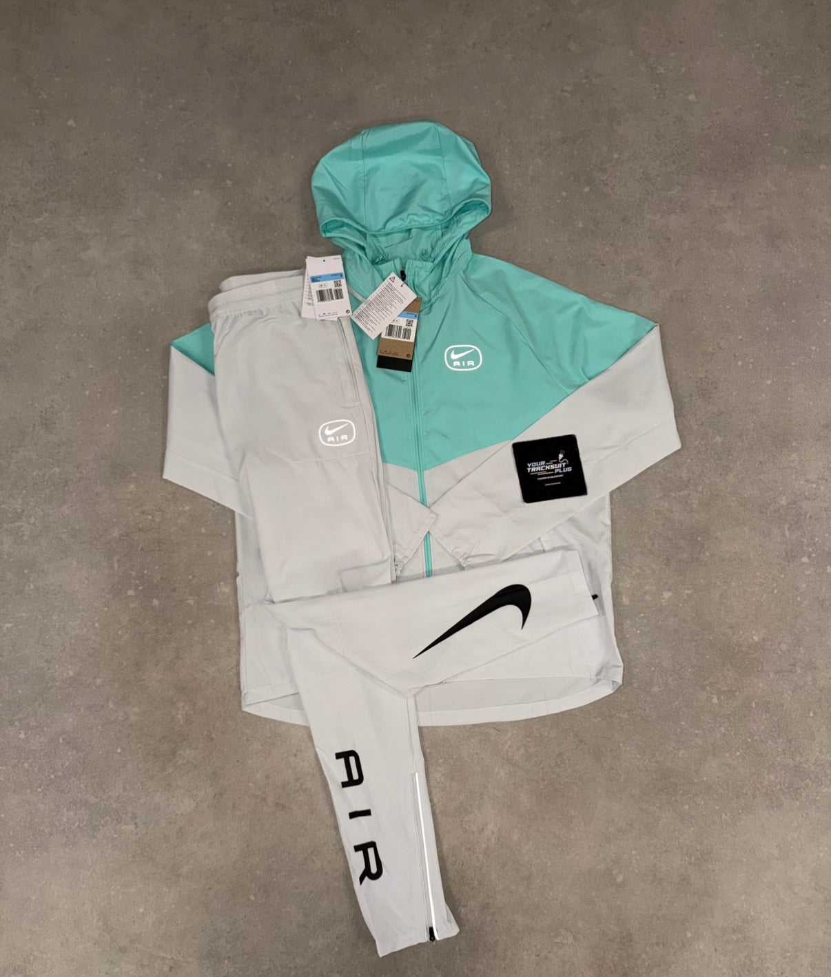 NIKE TRACKSUIT // THE LATEST