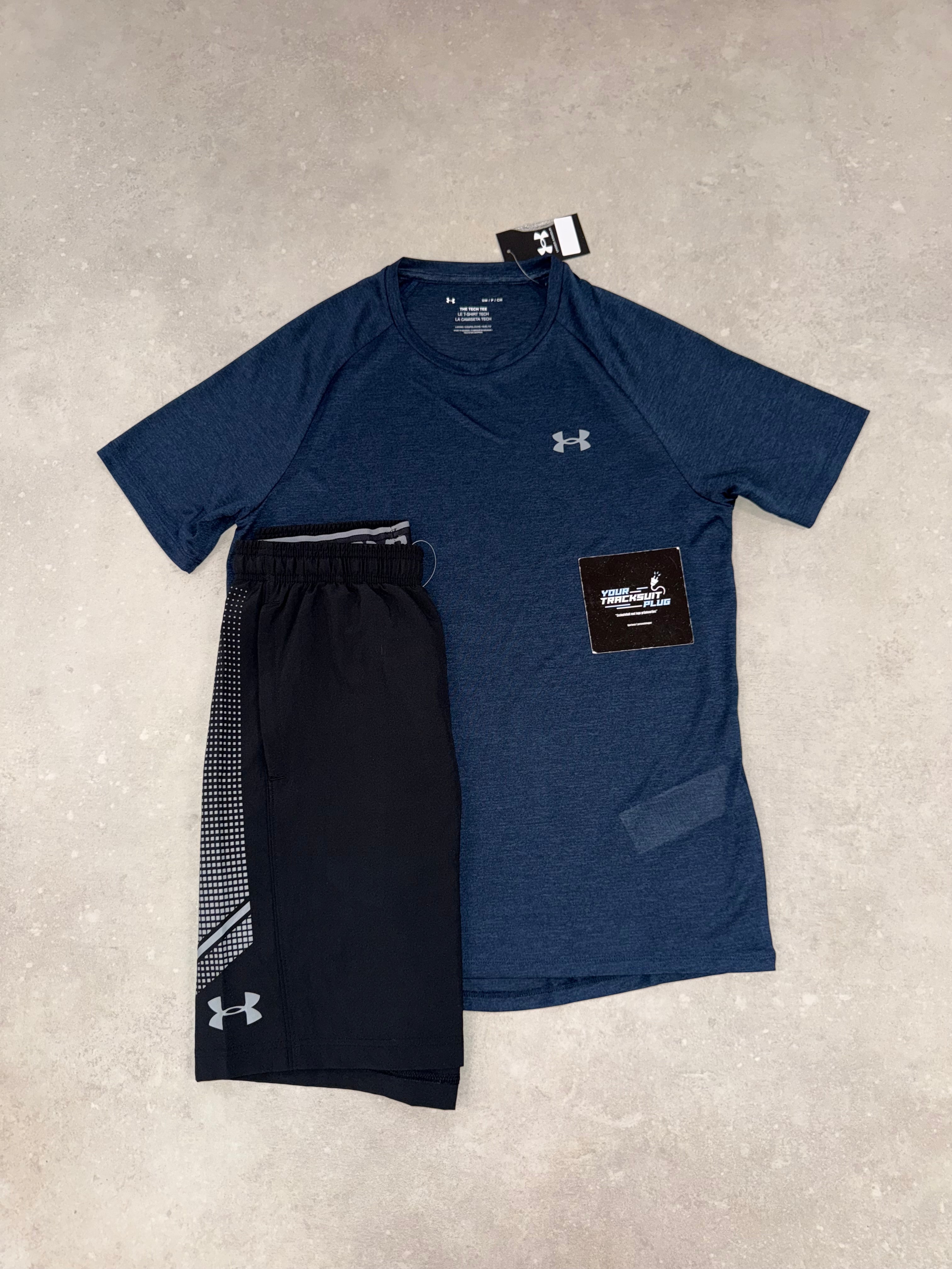 UNDER ARMOUR BLUE & BLACK // SUMMER SET