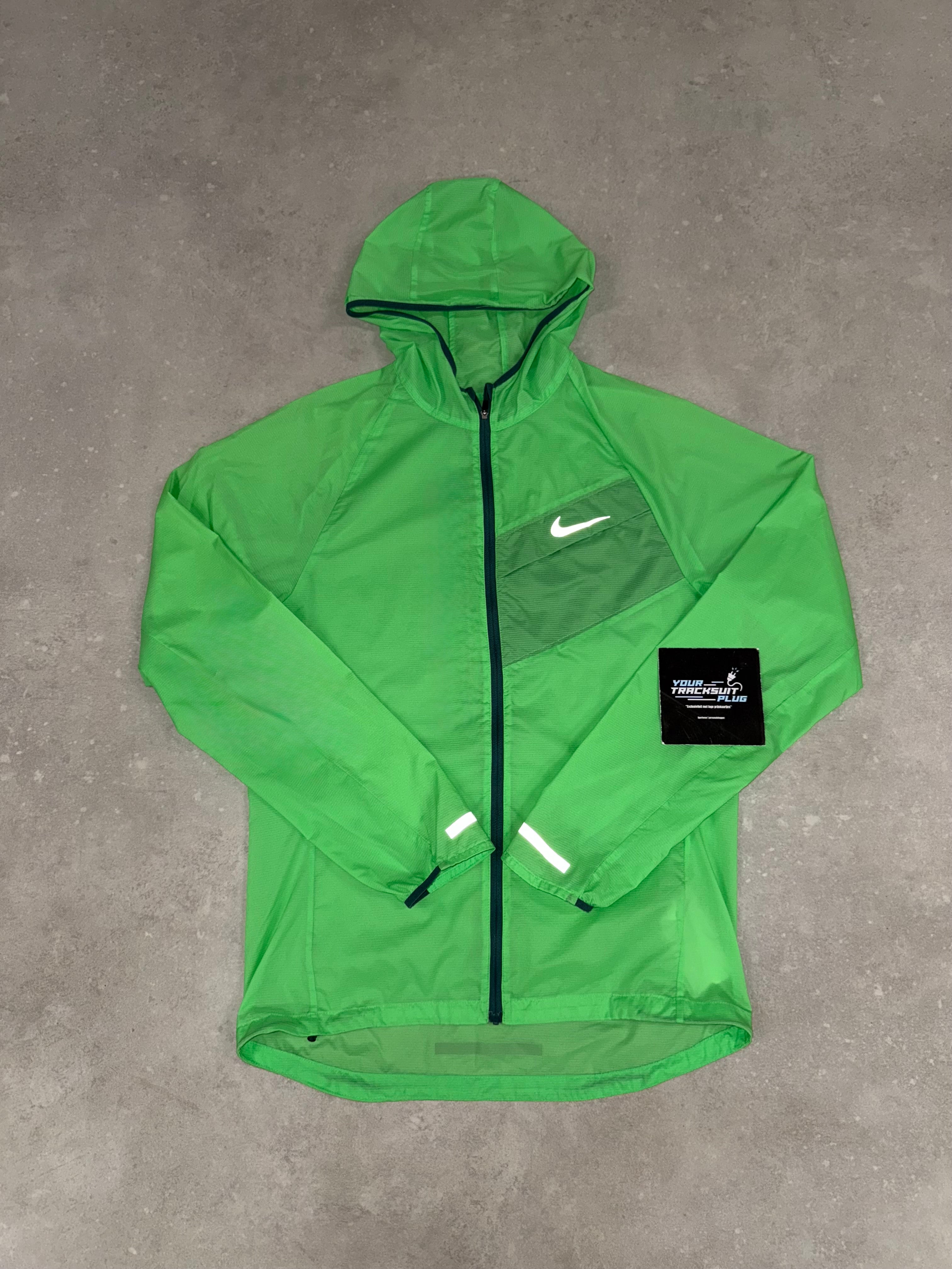 NIKE LIGHT WEIGTH TRACKSUIT // VERY EXCLUSIVE