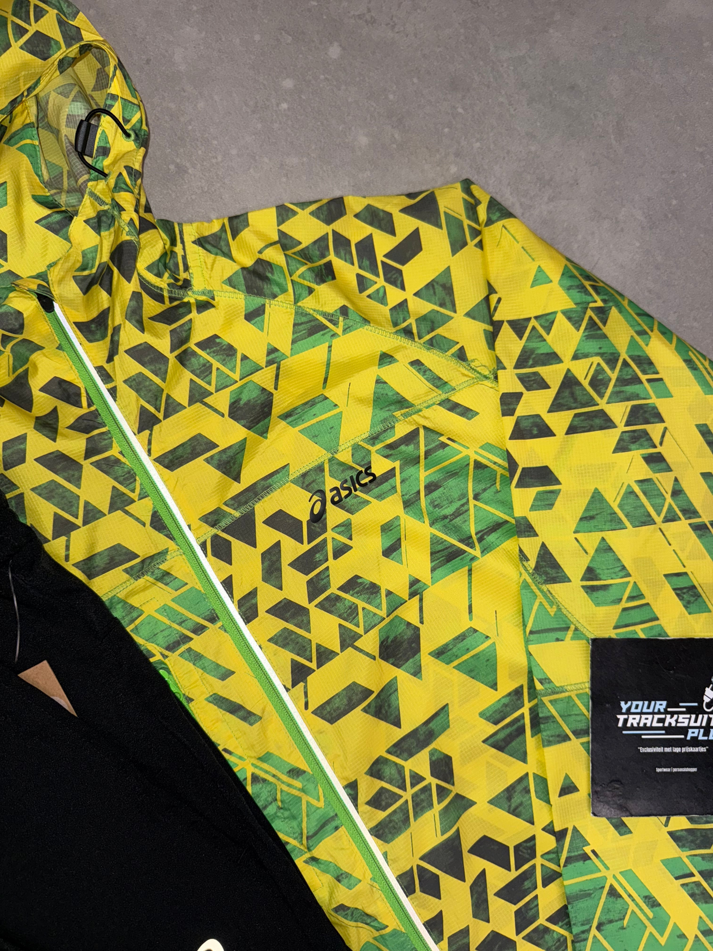 ASICS TRACKSUIT // VERY EXCLUSIVE