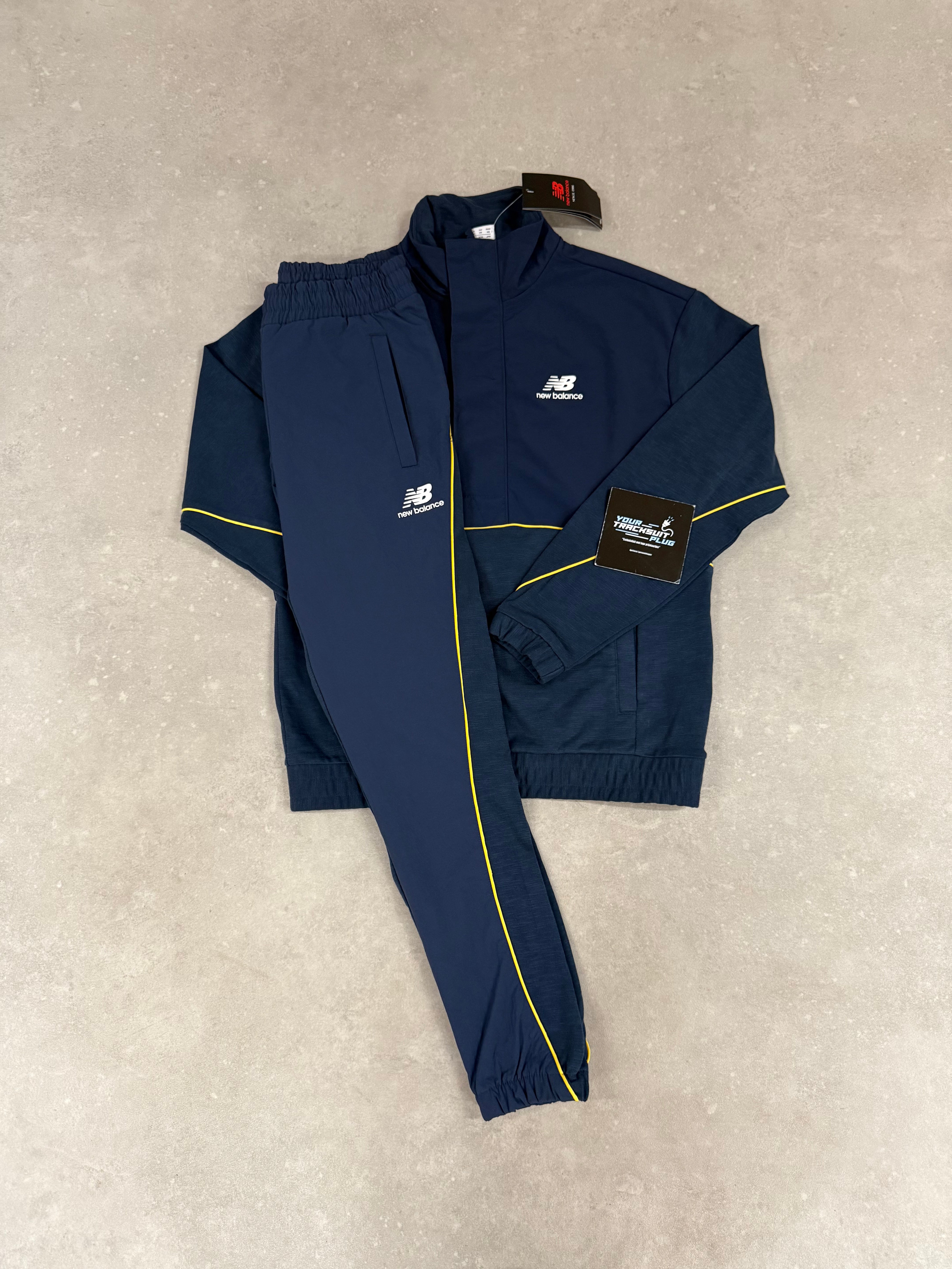 NEW BALANCE TRACKSUIT // LIMITED EDITION