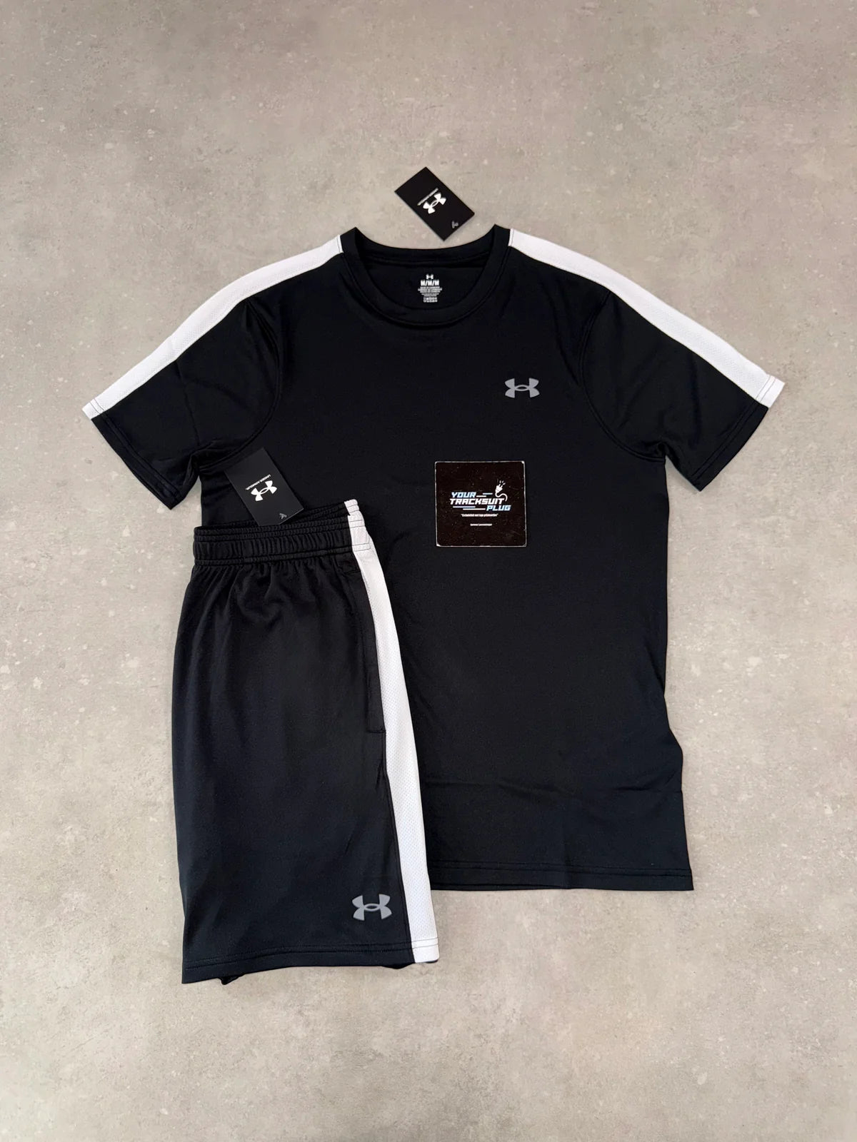 UNDER ARMOUR BLACK & WHITE // SUMMER SET