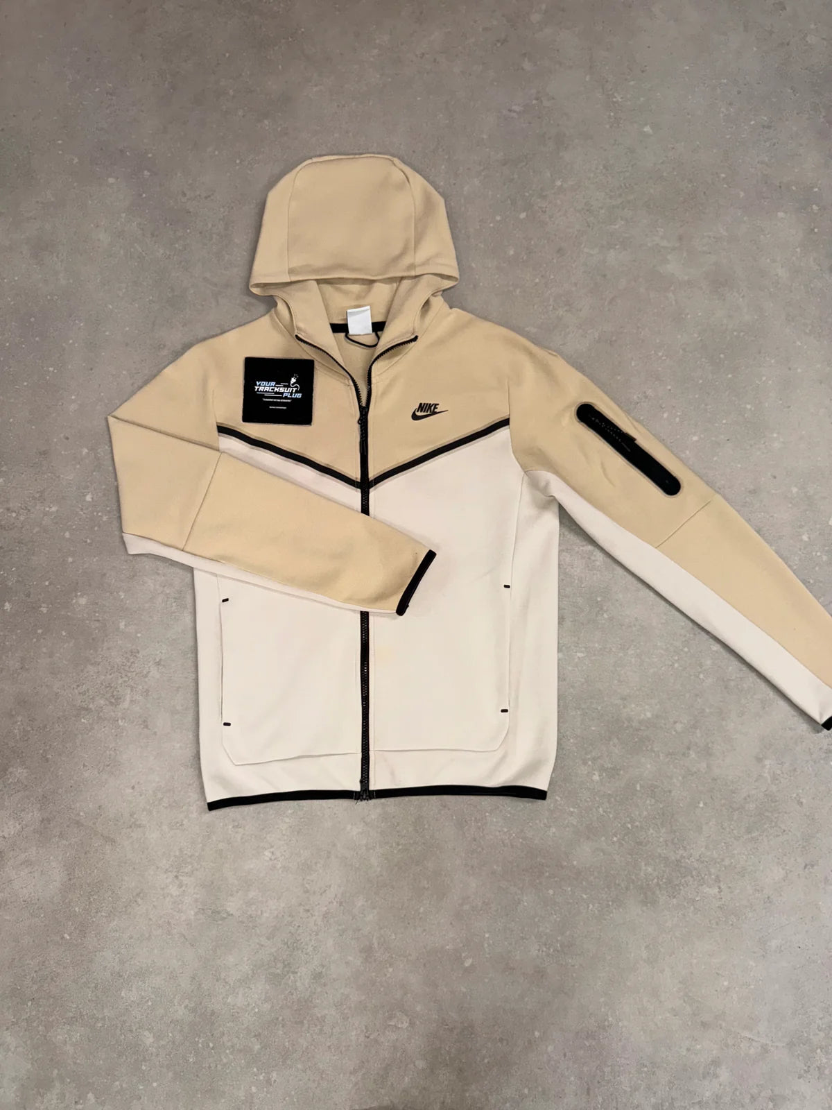 NIKE TECH FLEECE TRACKSUIT // EXCLUSIVE BEIGE