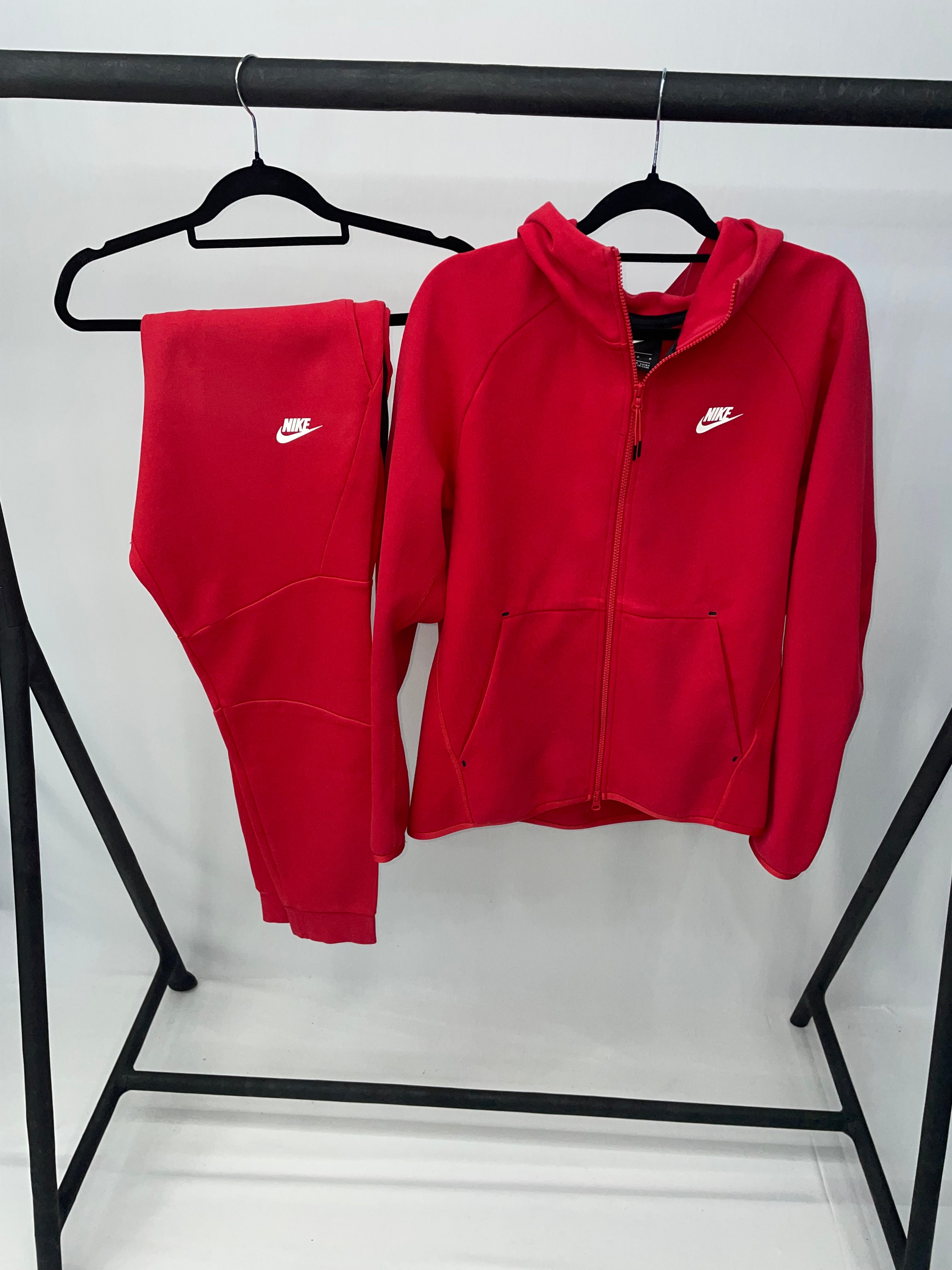 NIKE TECH FLEECE OLD SEASON