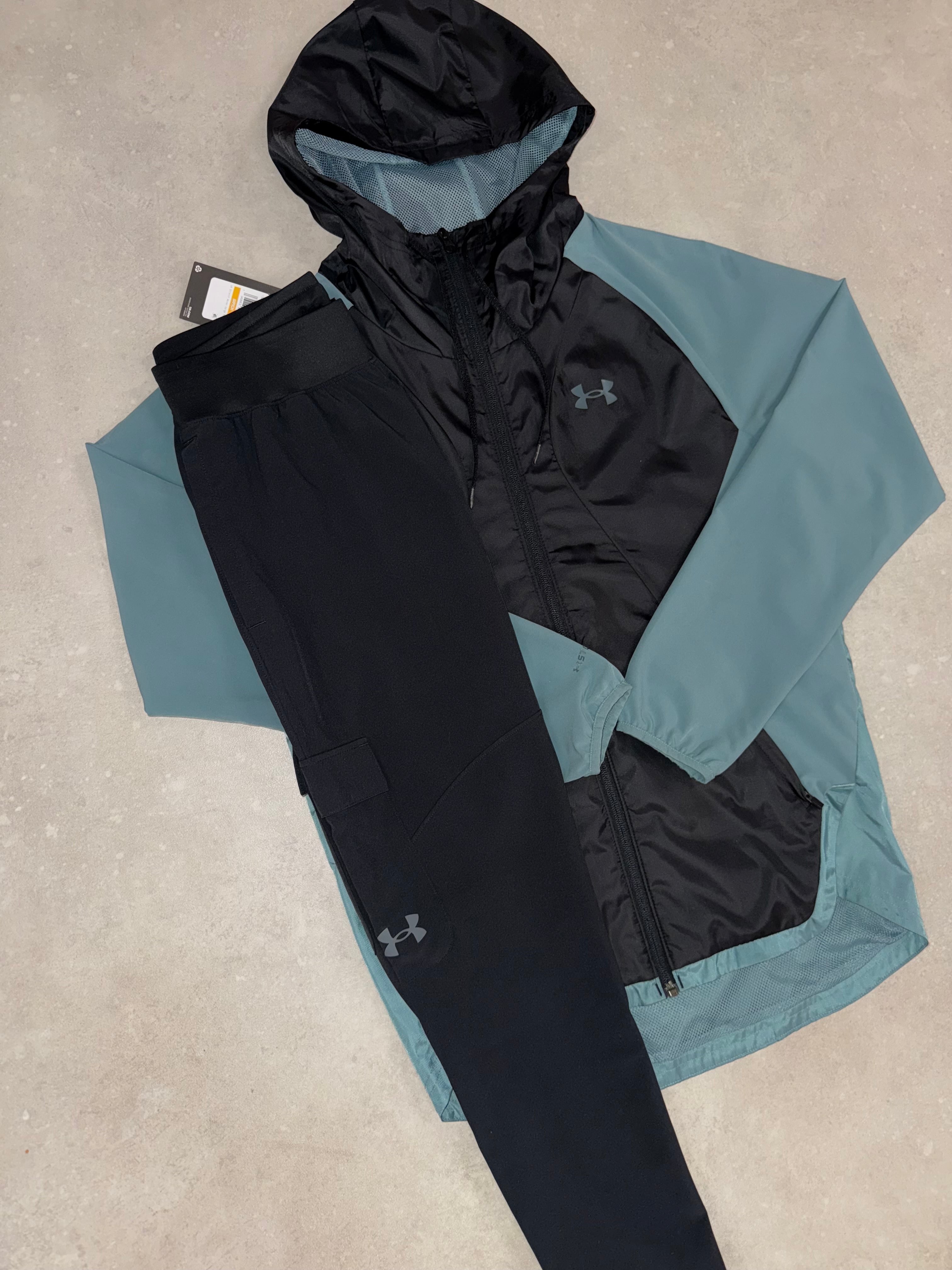 UNDER ARMOUR TRACKSUIT // VERY EXCLUSIVE