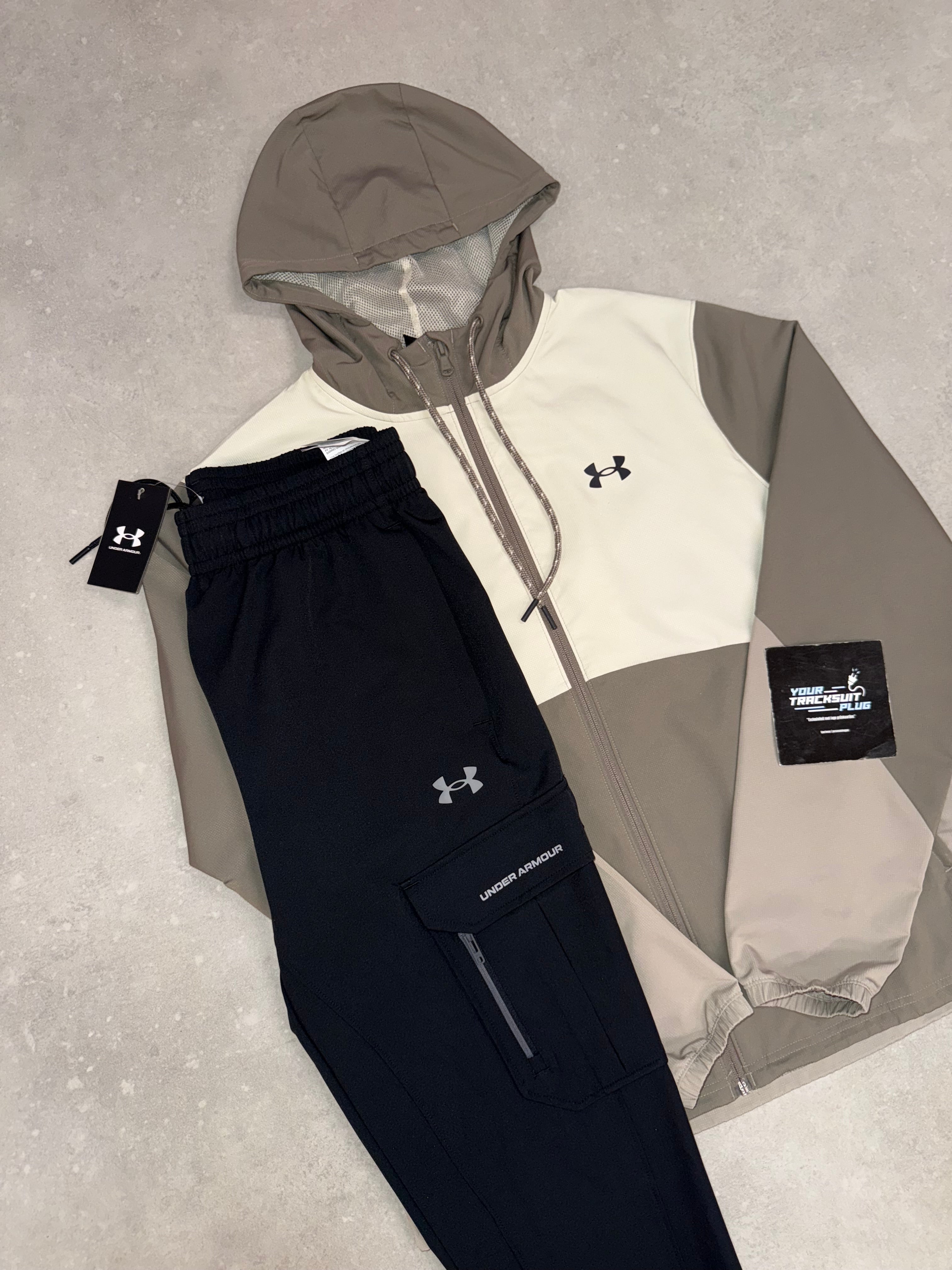 UNDER ARMOUR TRACKSUIT // LIMITED EDITION
