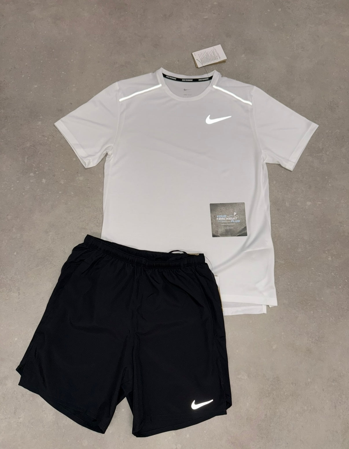 NIKE MILER ZOMER SET // BLACK & WHITE