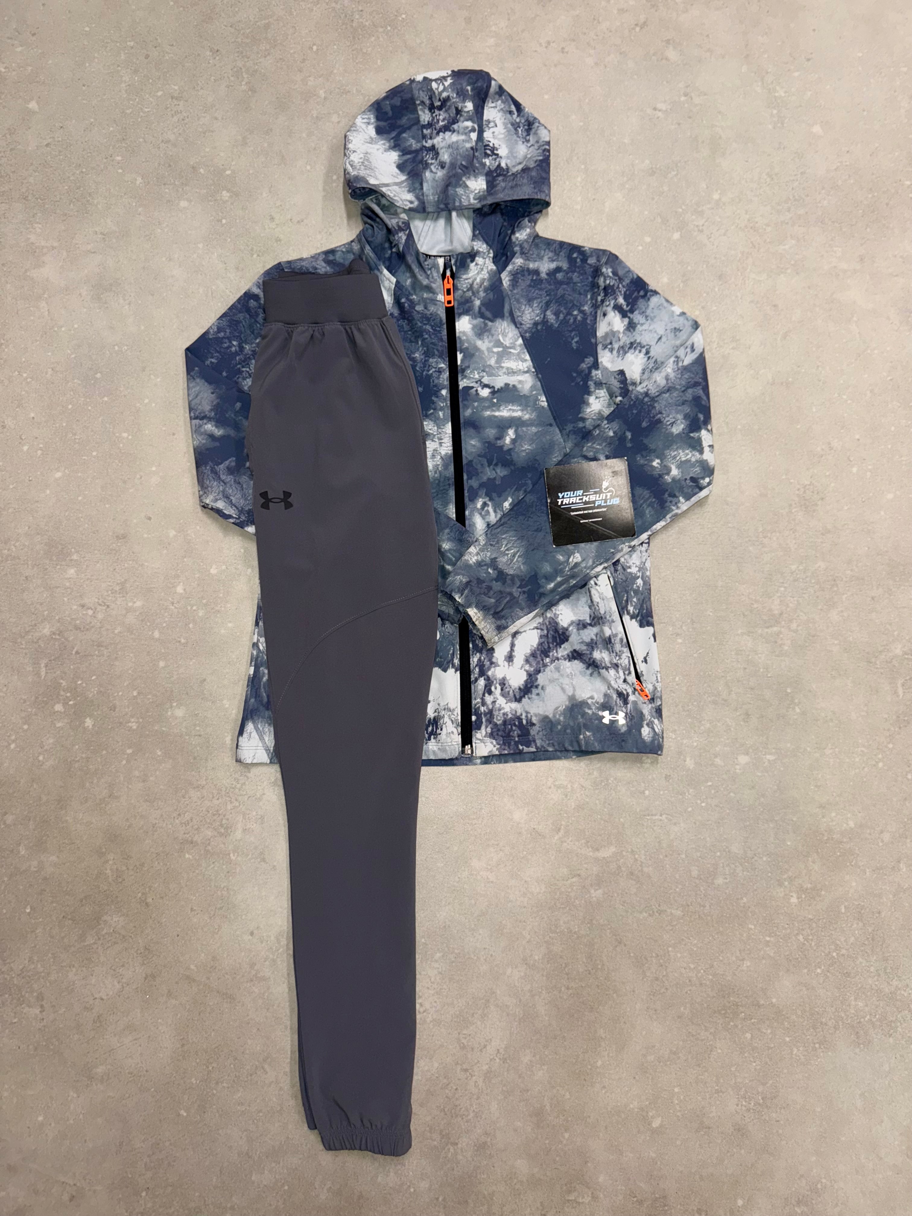 UNDER ARMOUR TRACKSUIT // VERY EXCLUSIVE