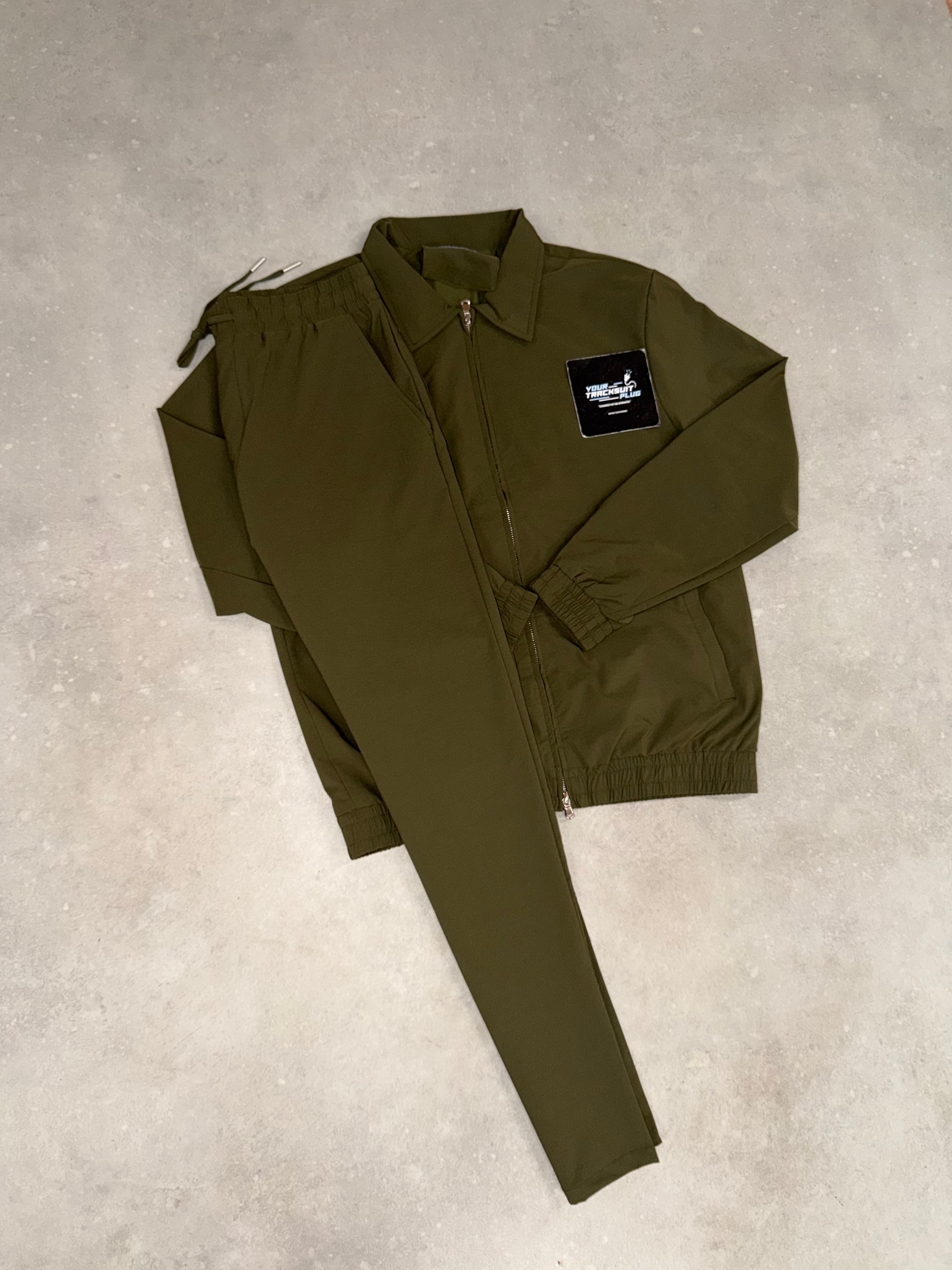 GREEN TECH SUIT // PREMIUM