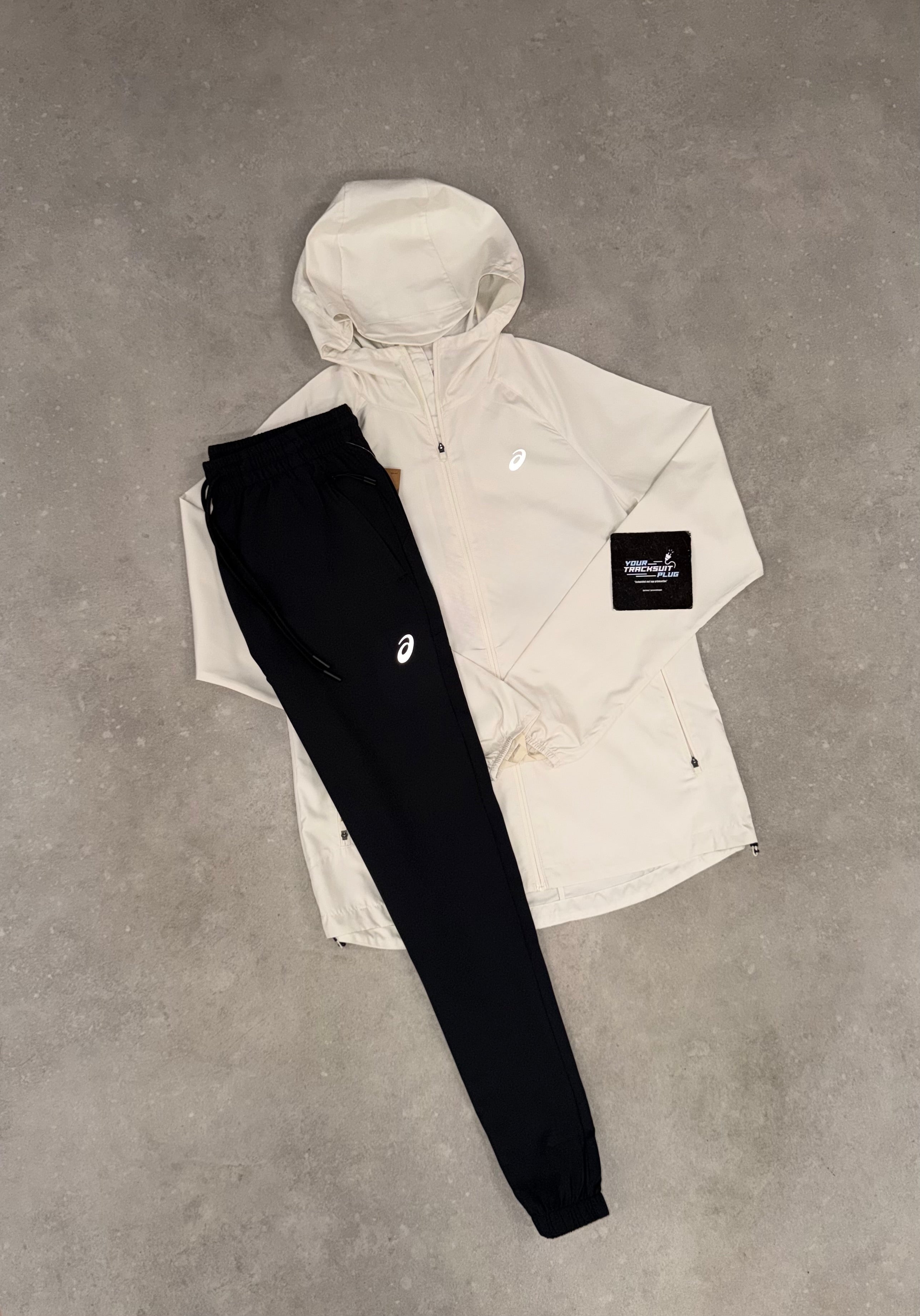 ASICS BEIGE TRACKSUIT // VERY EXCLUSIVE