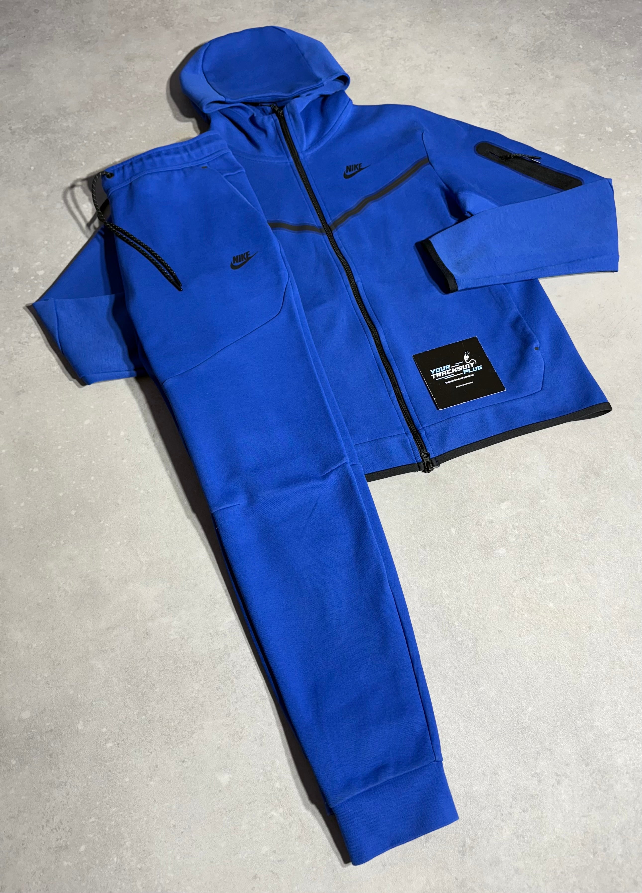 NIKE TECH FLEECE OLD SEASON // EXCLUSIVE EDITION