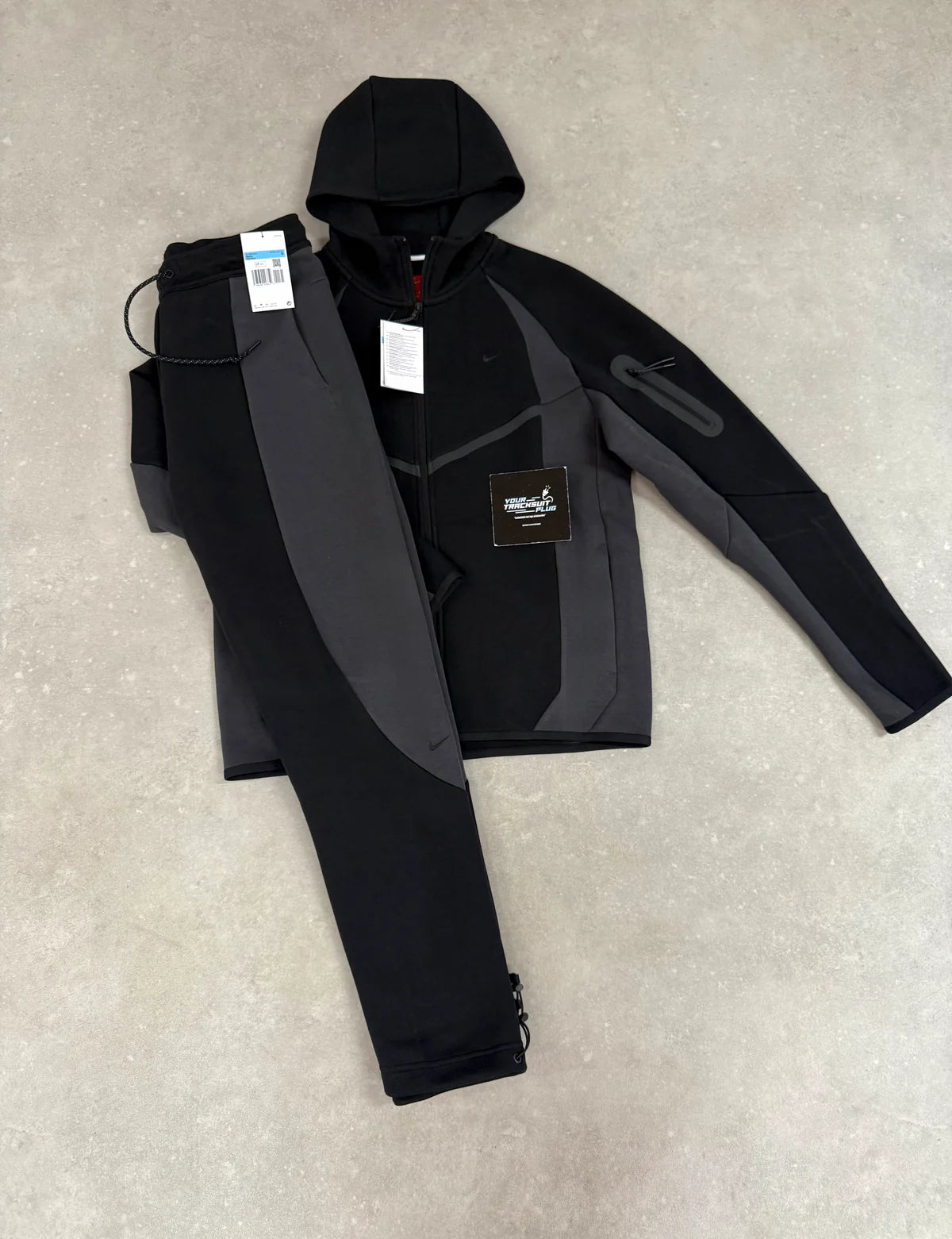 NIKE TECH FLEECE BLACK & GREY // THE LATEST