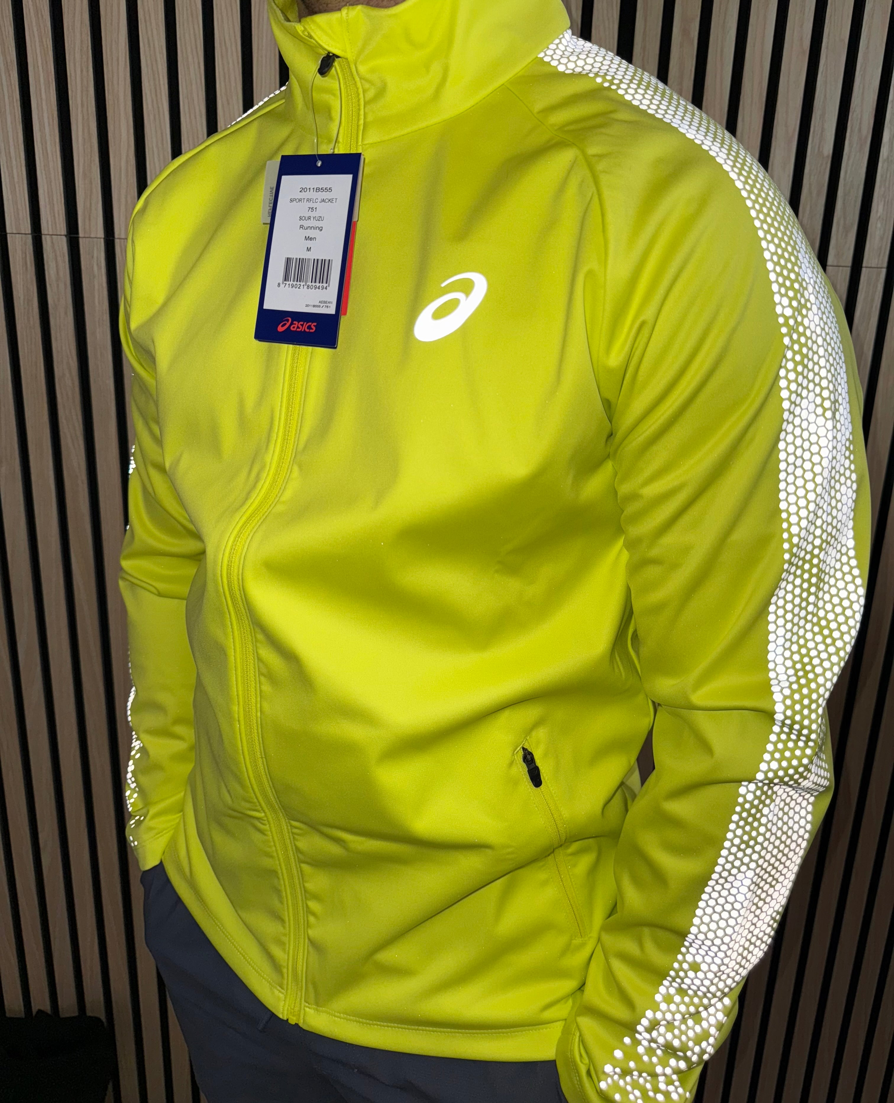 ASICS SOFT-SHELL YELLOW JACKET // VERY EXLUSIVE