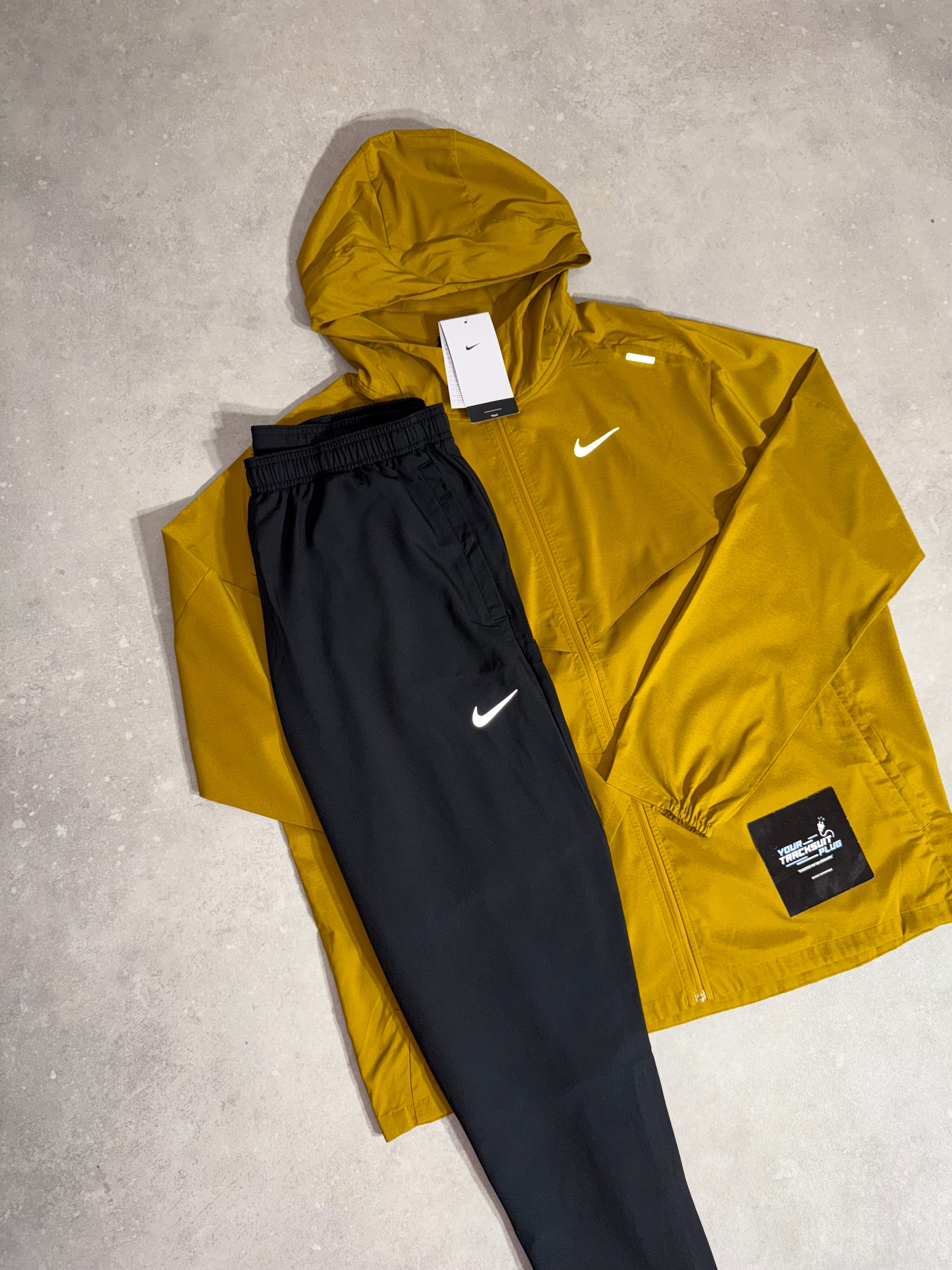 NIKE MILER EXCLUSIVE TRACKSUIT