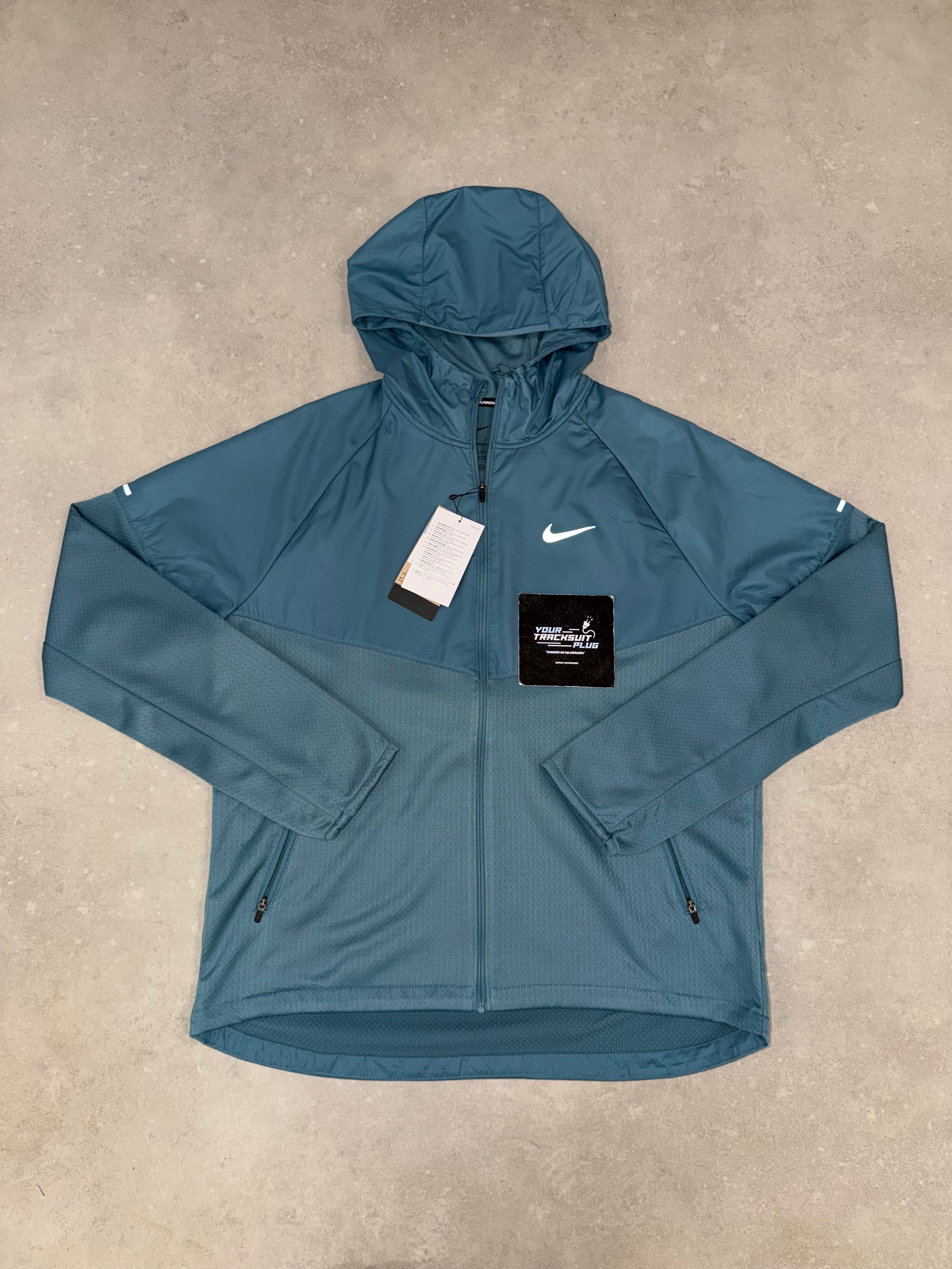 NIKE TRACKSUIT // LIMITED EDITION
