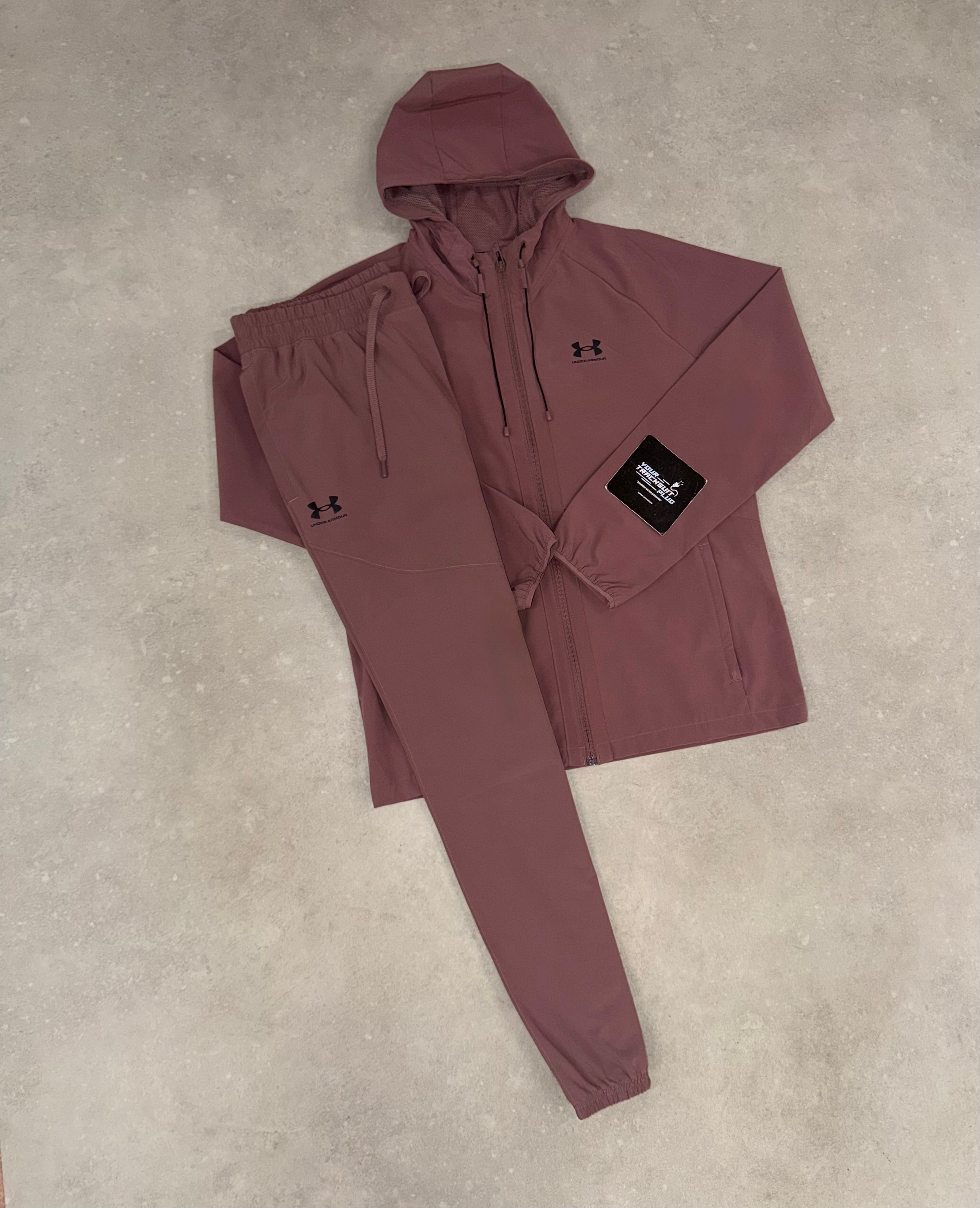 UNDER ARMOUR TRACKSUIT // LIMITED EDITION