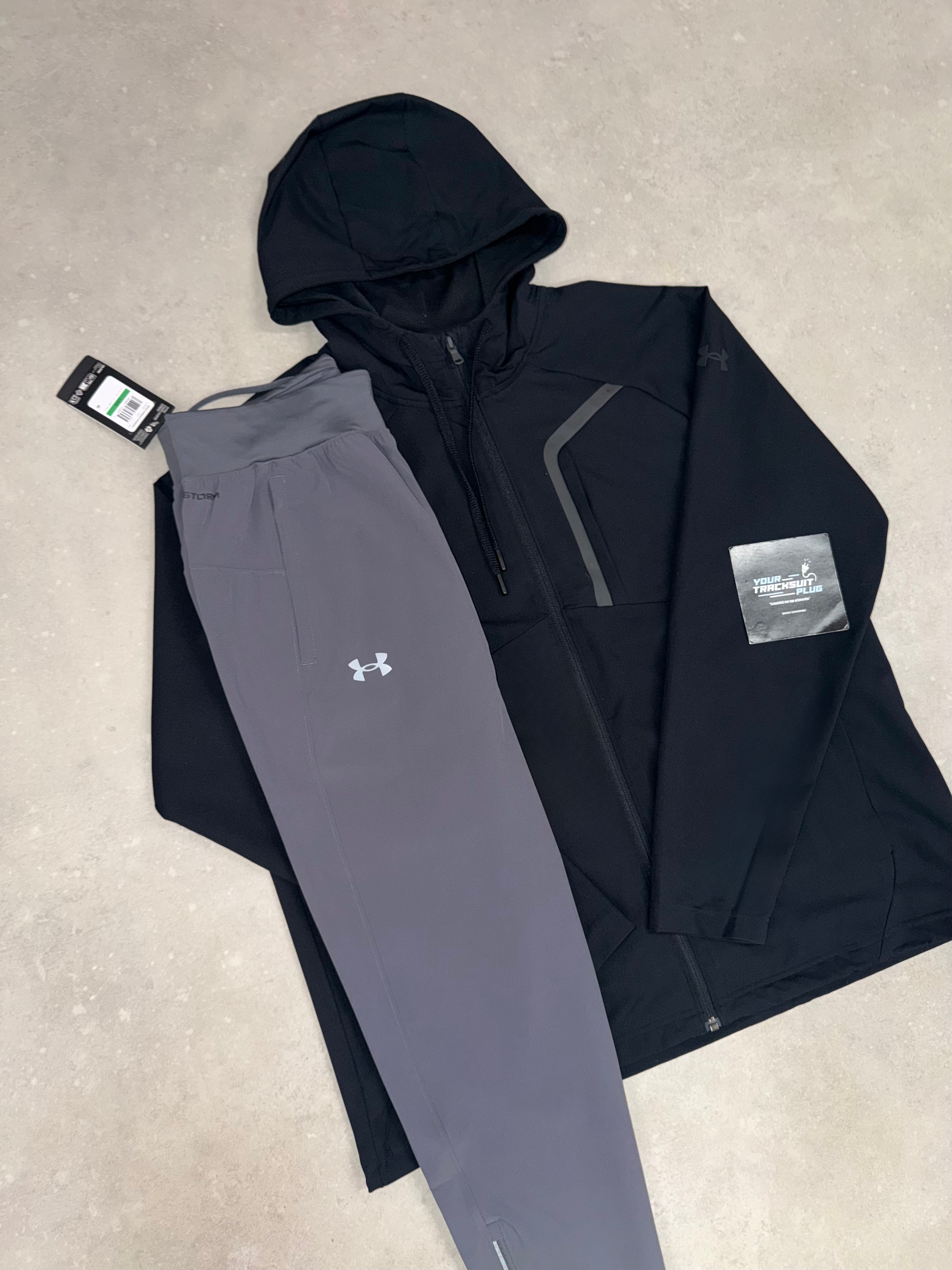 UNDER ARMOUR TRACKSUIT // LIMITED EDITION