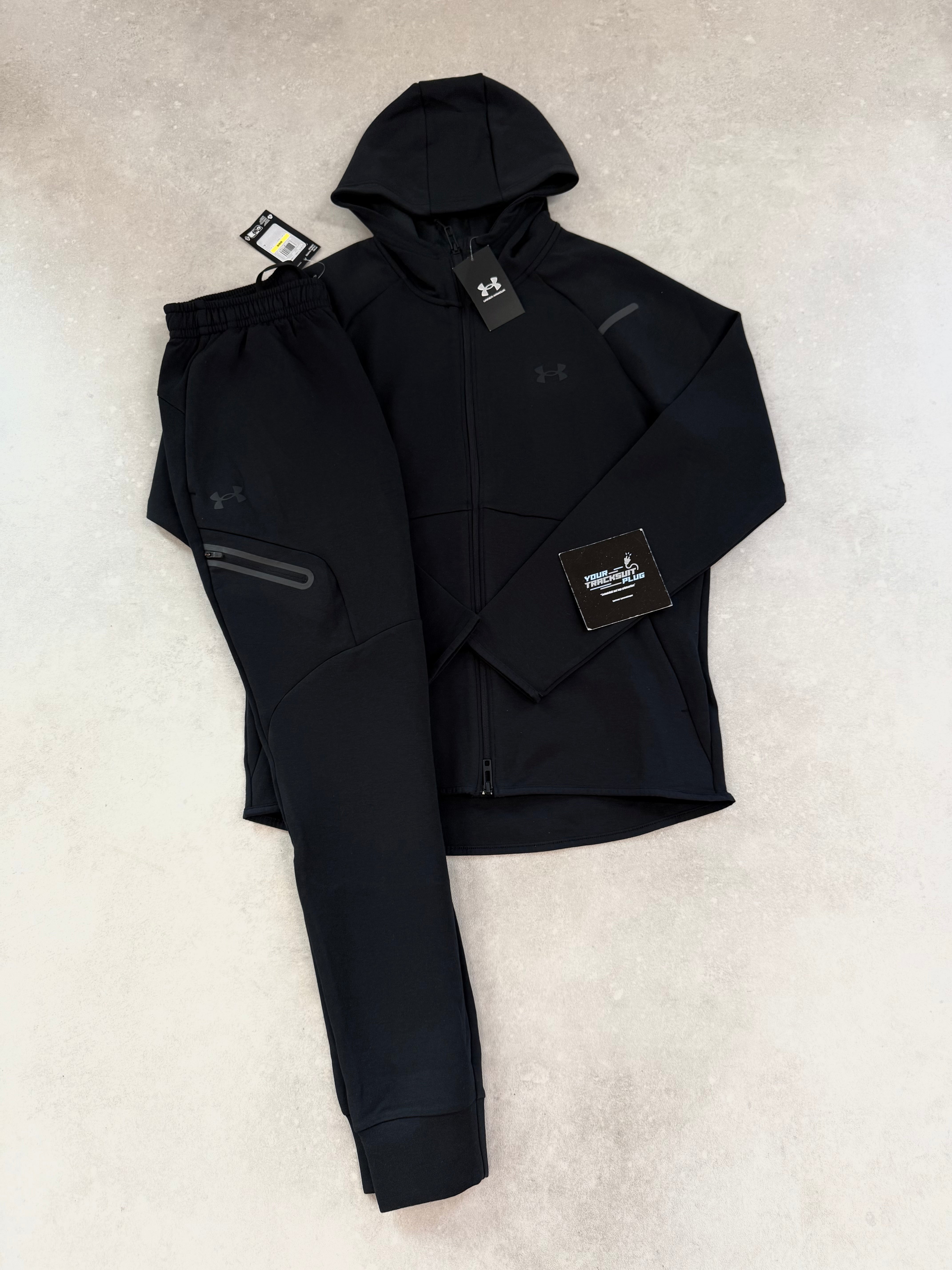 UNDER ARMOUR TECH FLEECE TRACKSUIT // BLACK