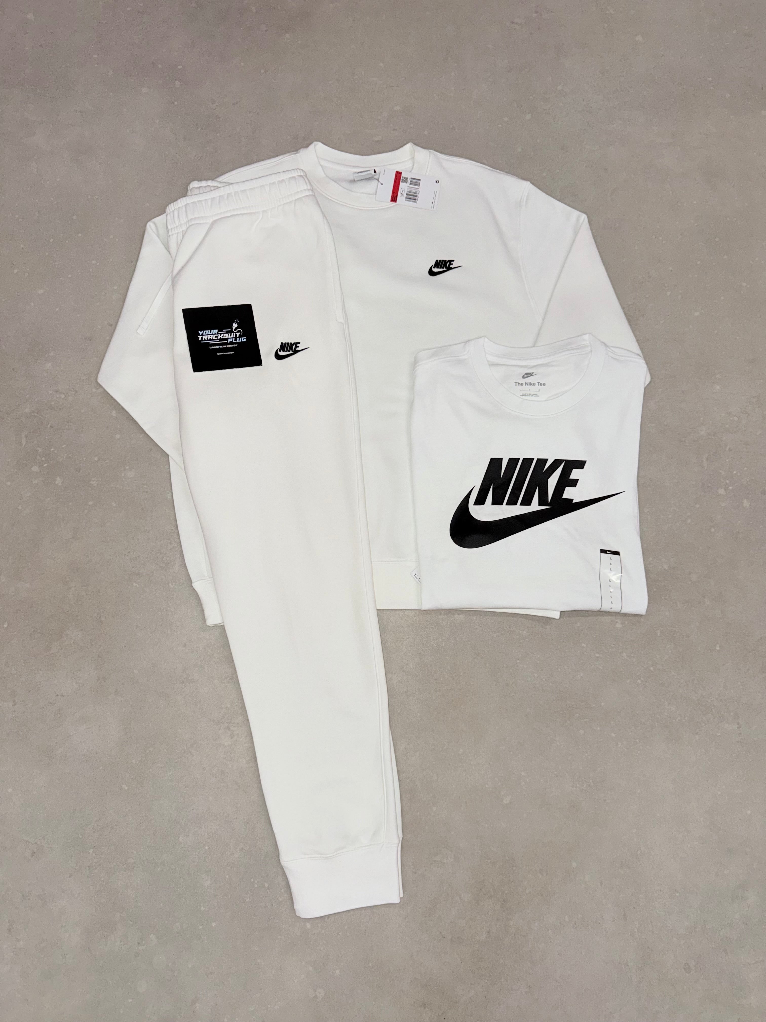 NIKE TRACKSUIT COMBIEDEAL // WHITE