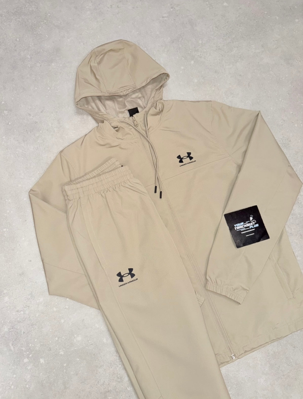 UNDER ARMOUR TRACKSUIT BEIGE