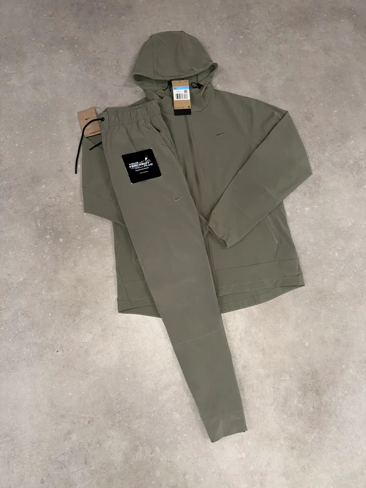 NIKE TRACKSUIT PASTEL GREEN