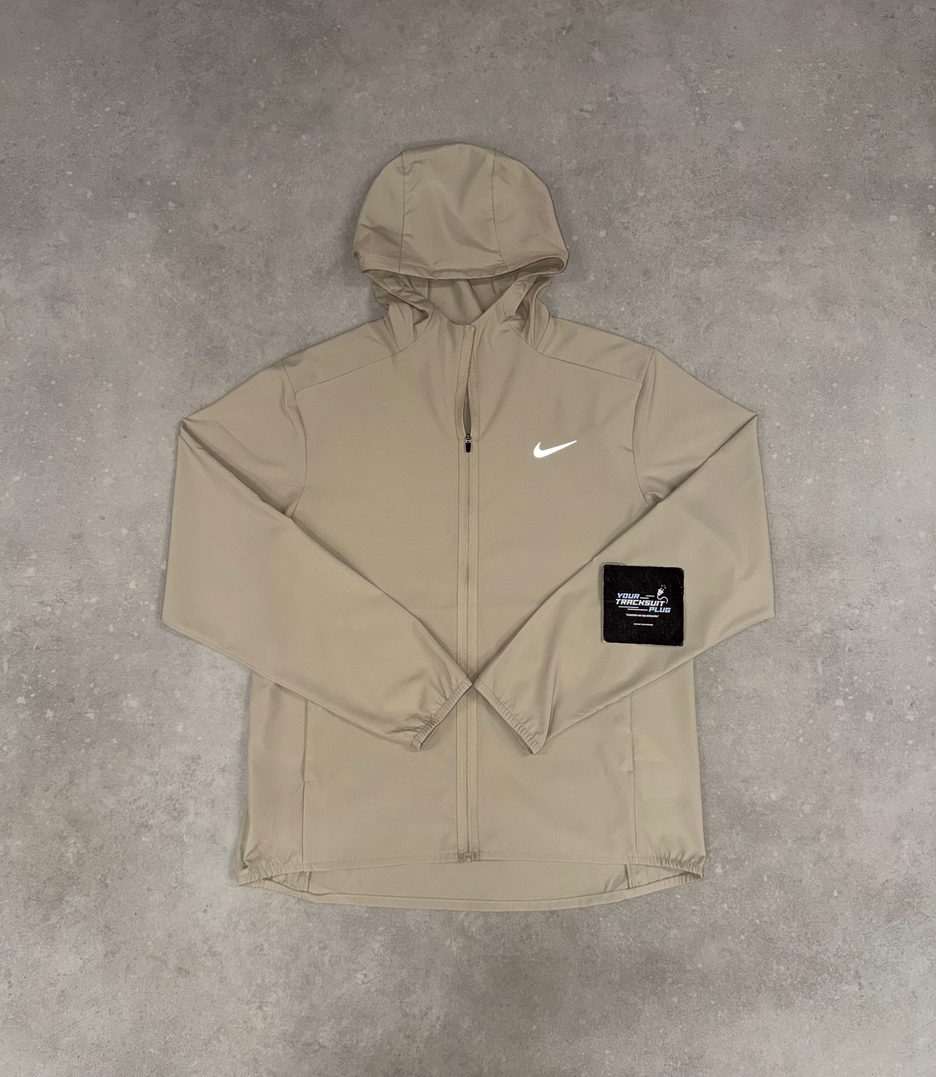 NIKE TRACKSUIT BEIGE // LIMITED EDITION