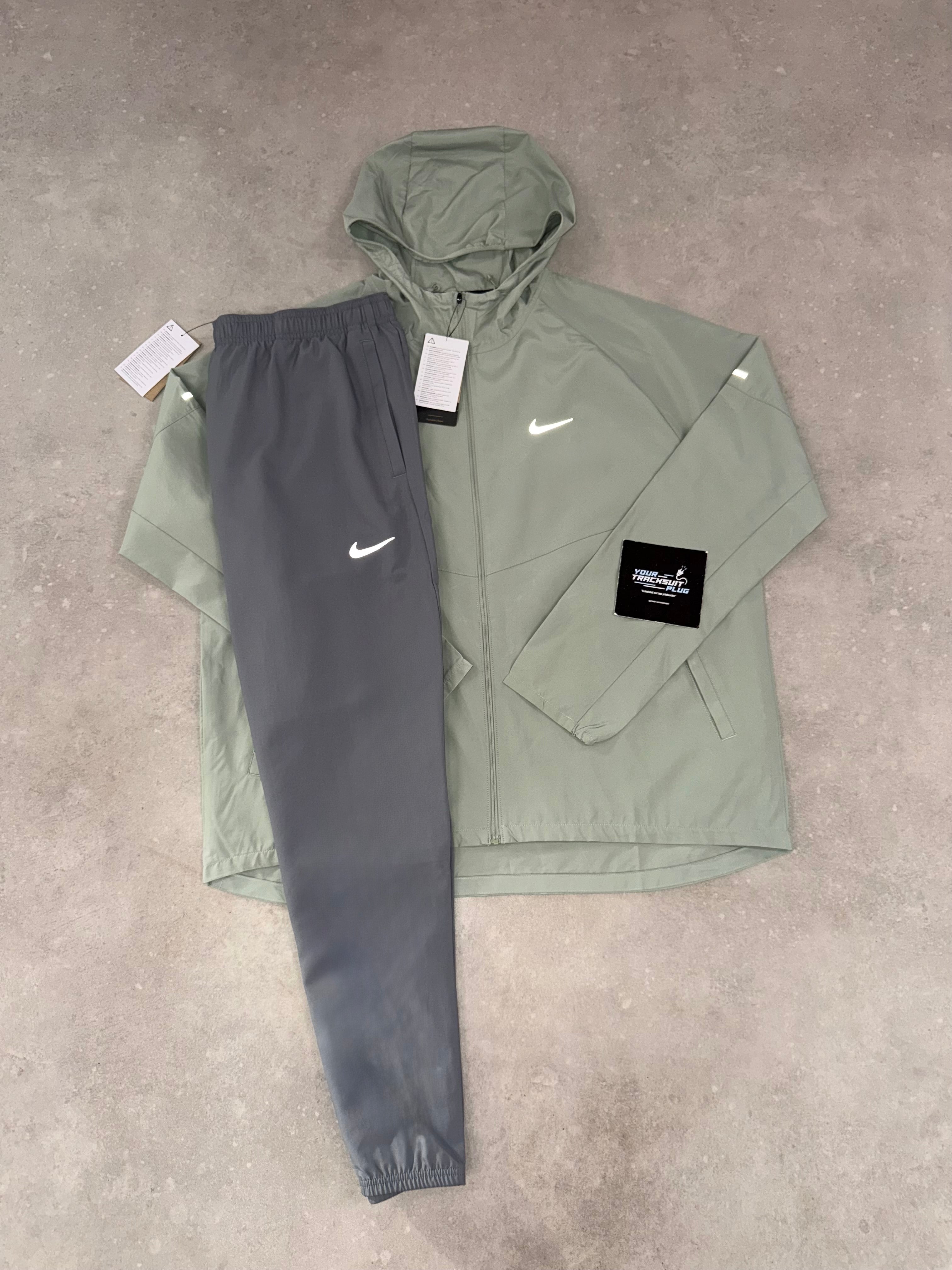 NIKE MILER TRACKSUIT // LIMITED EDITION