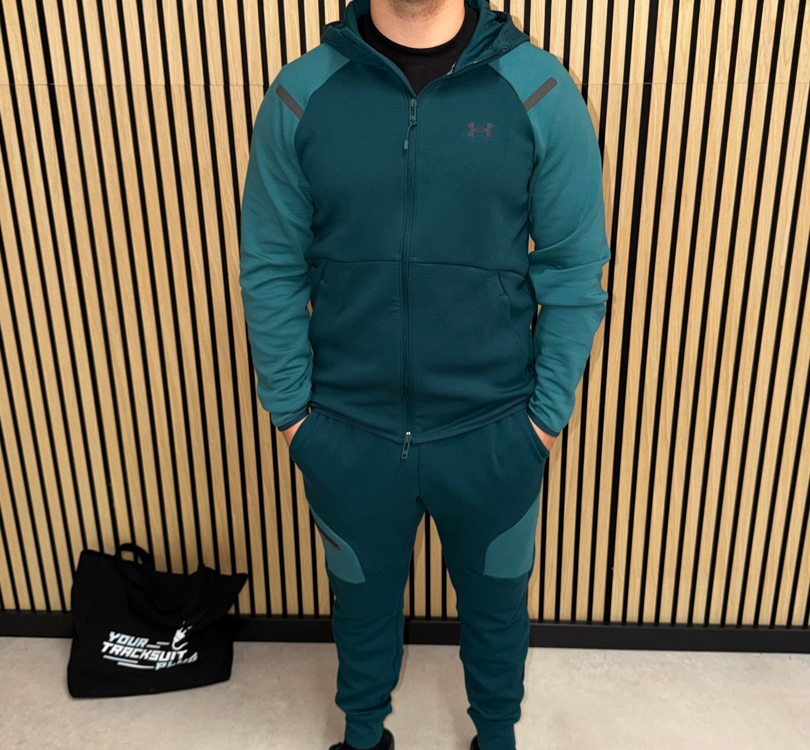 UNDER ARMOUR TRACKSUIT GREEN