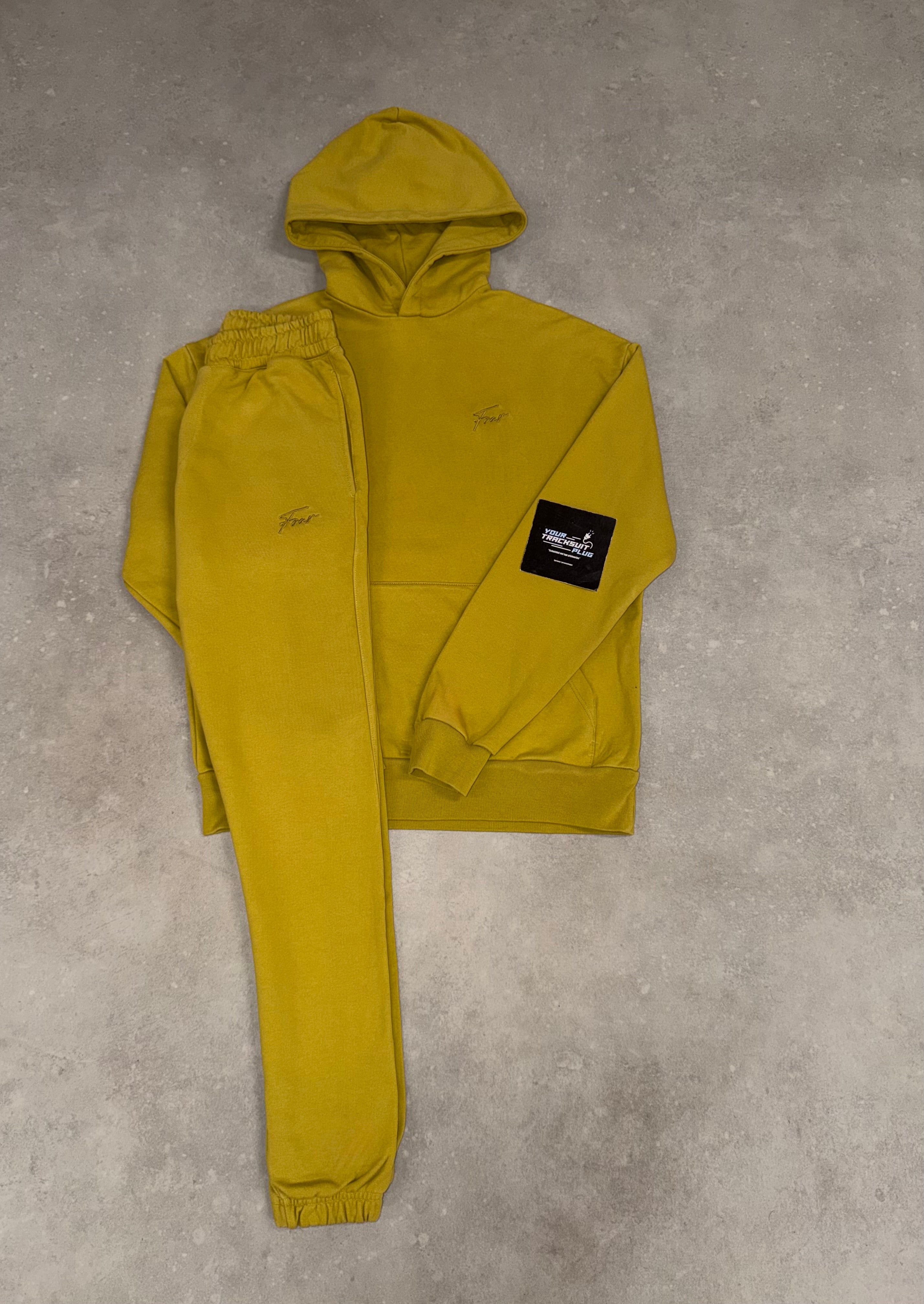 FOUR TRACKSUIT // LIMITED EDITION