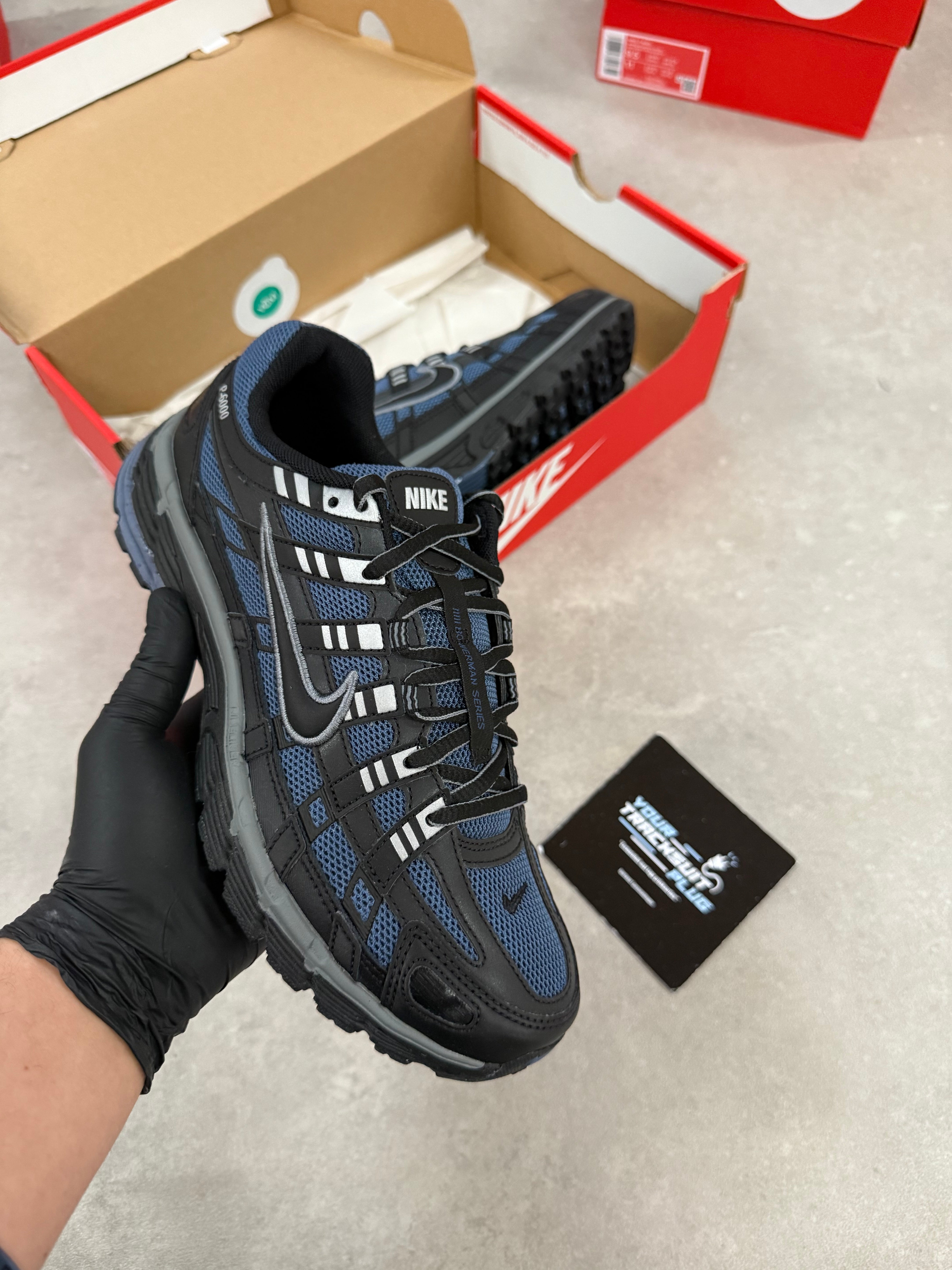 NIKE P6000 // BLACK & BLUE